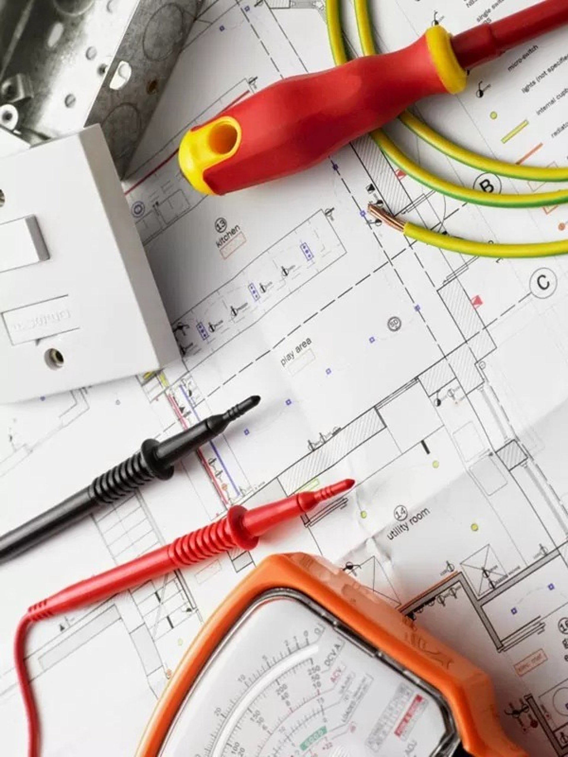 black and brown leather padded tub sofa