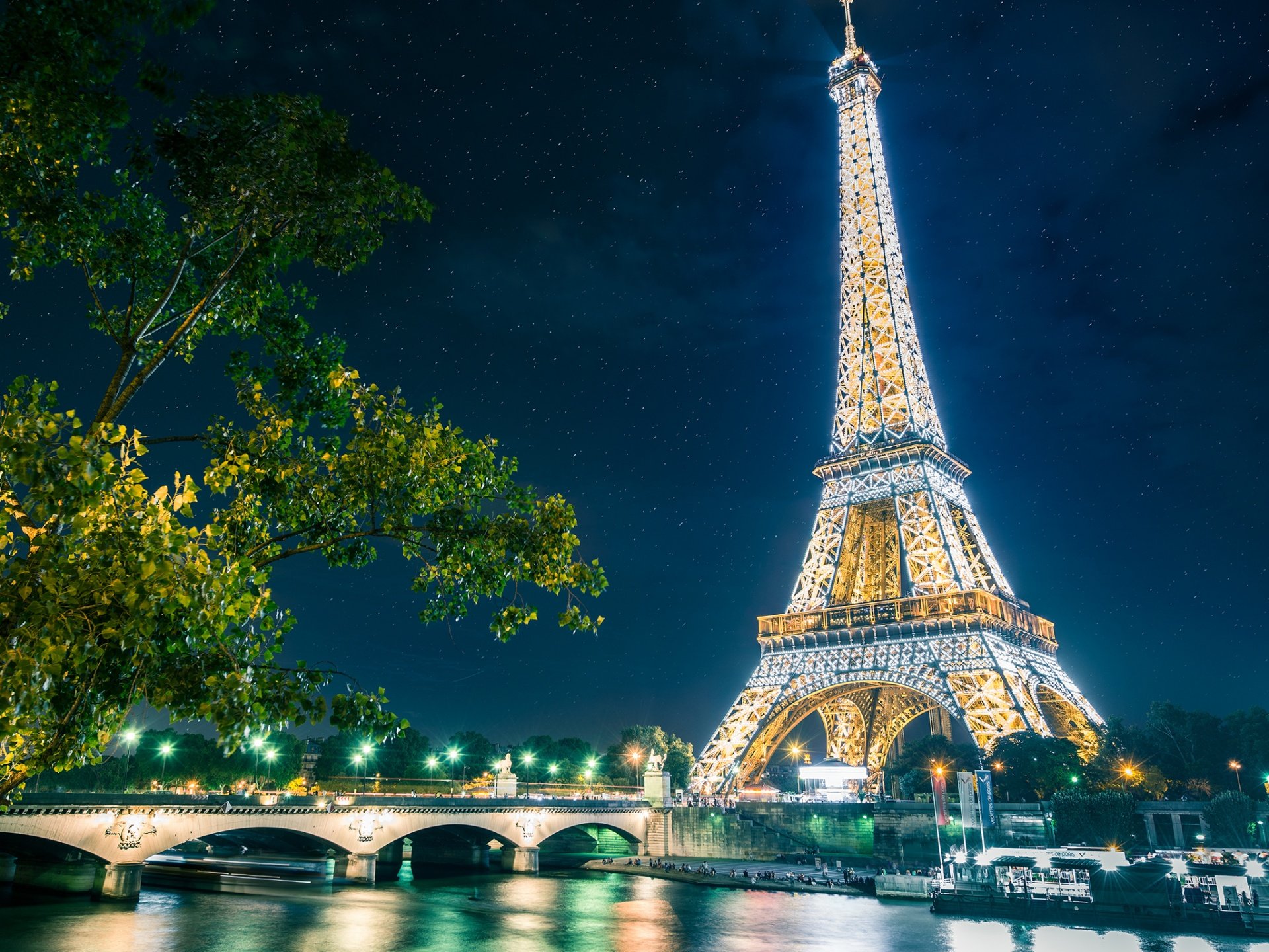 grayscale photo of eiffel tower