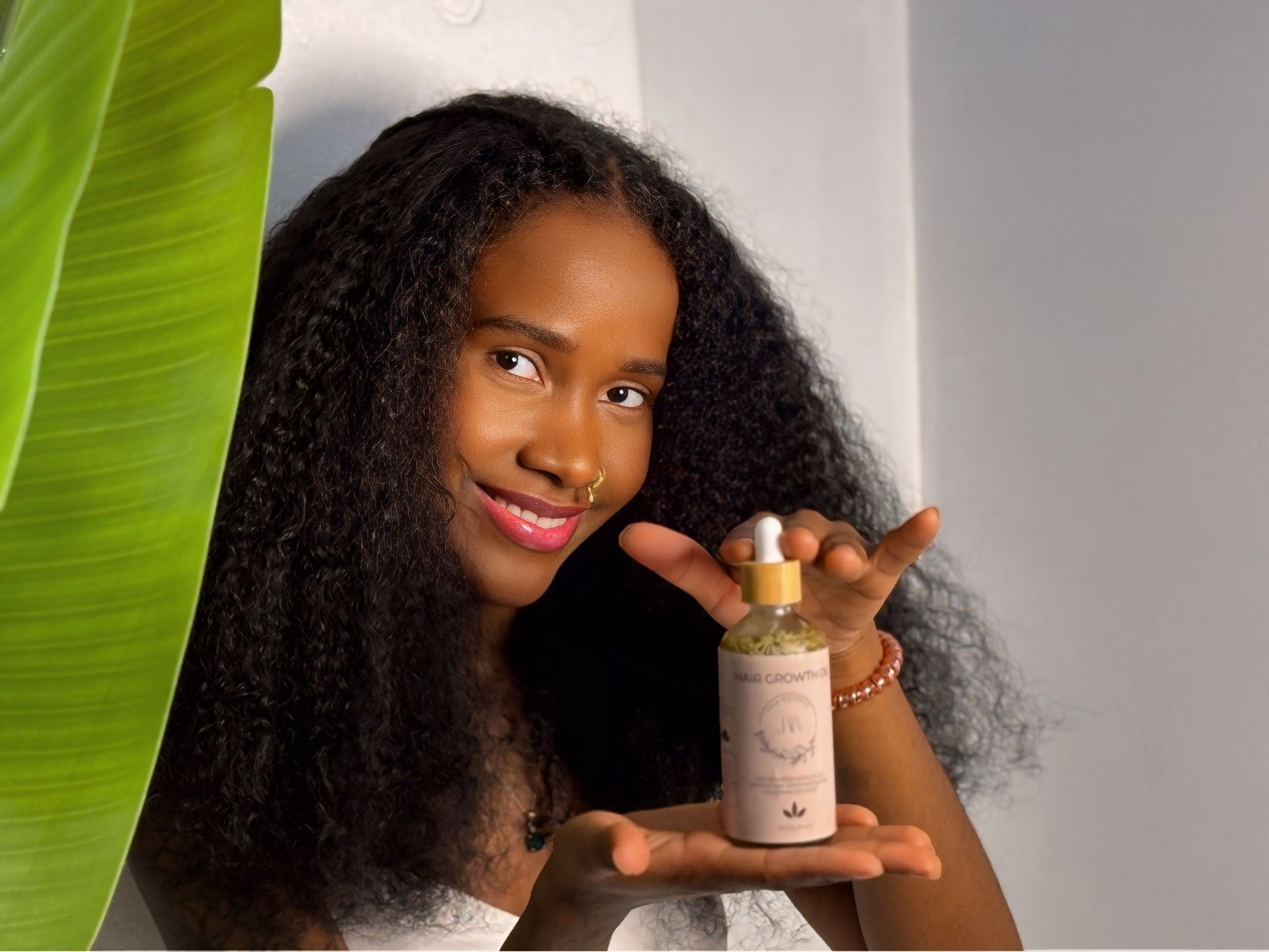 person wearing grey knit sweater