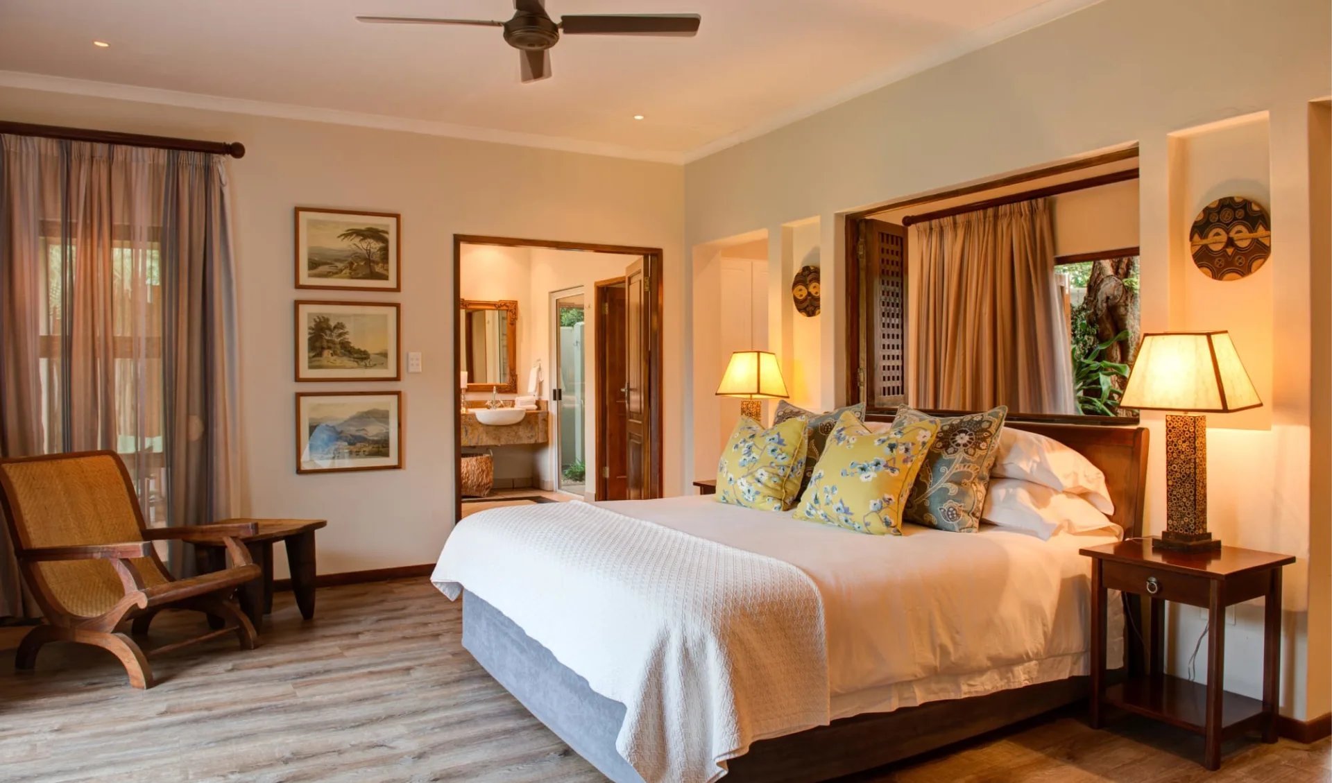 black and white bed linen