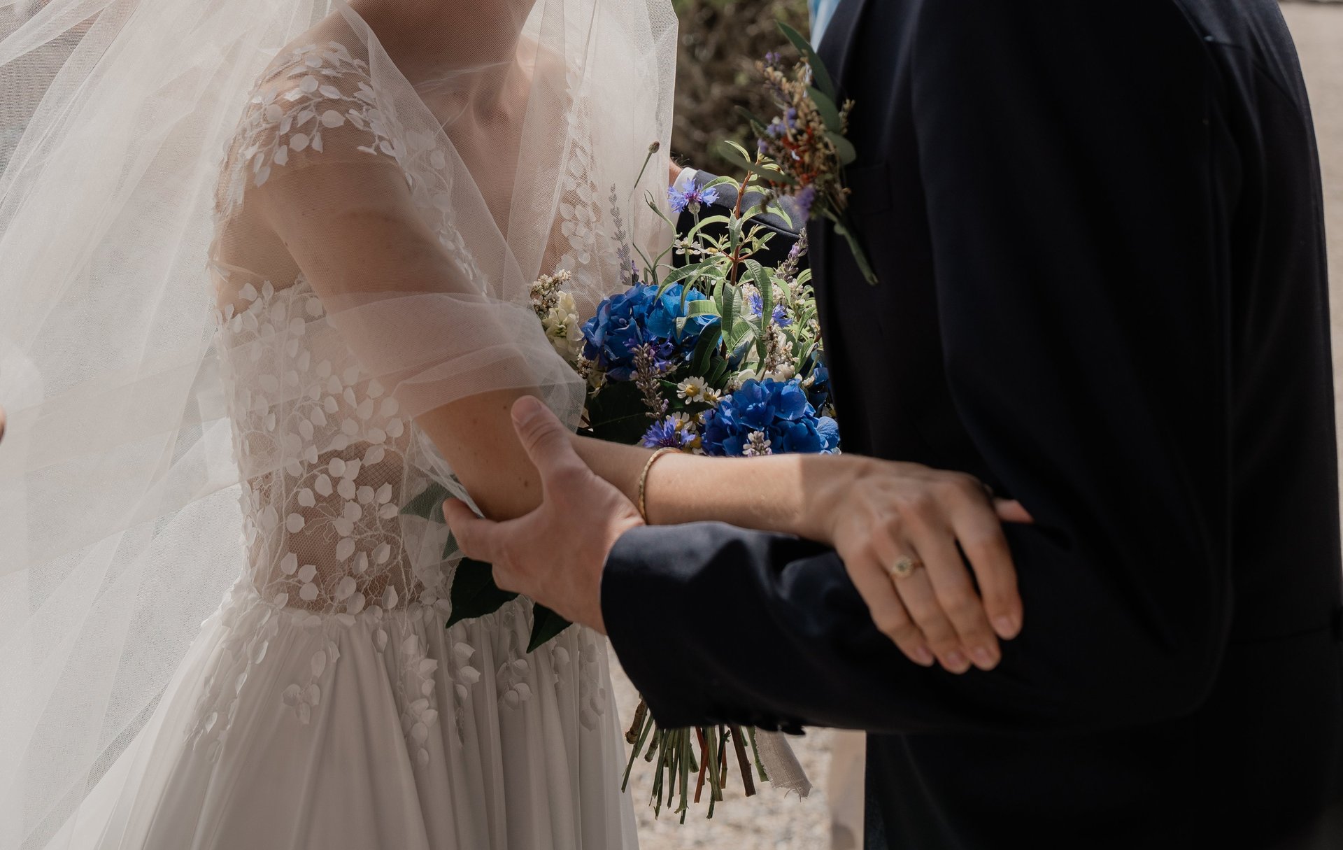 black and brown leather padded tub sofa