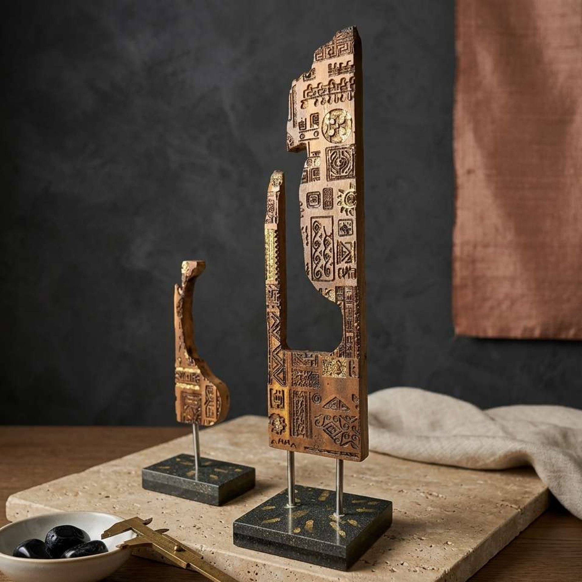 قمم تطريز اكس او ديكور نقش خشب زخارف تحف تصميم العاب زينة حفر حكايةة جبل قمم 