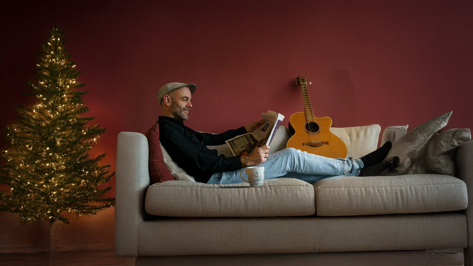 black and white bed linen