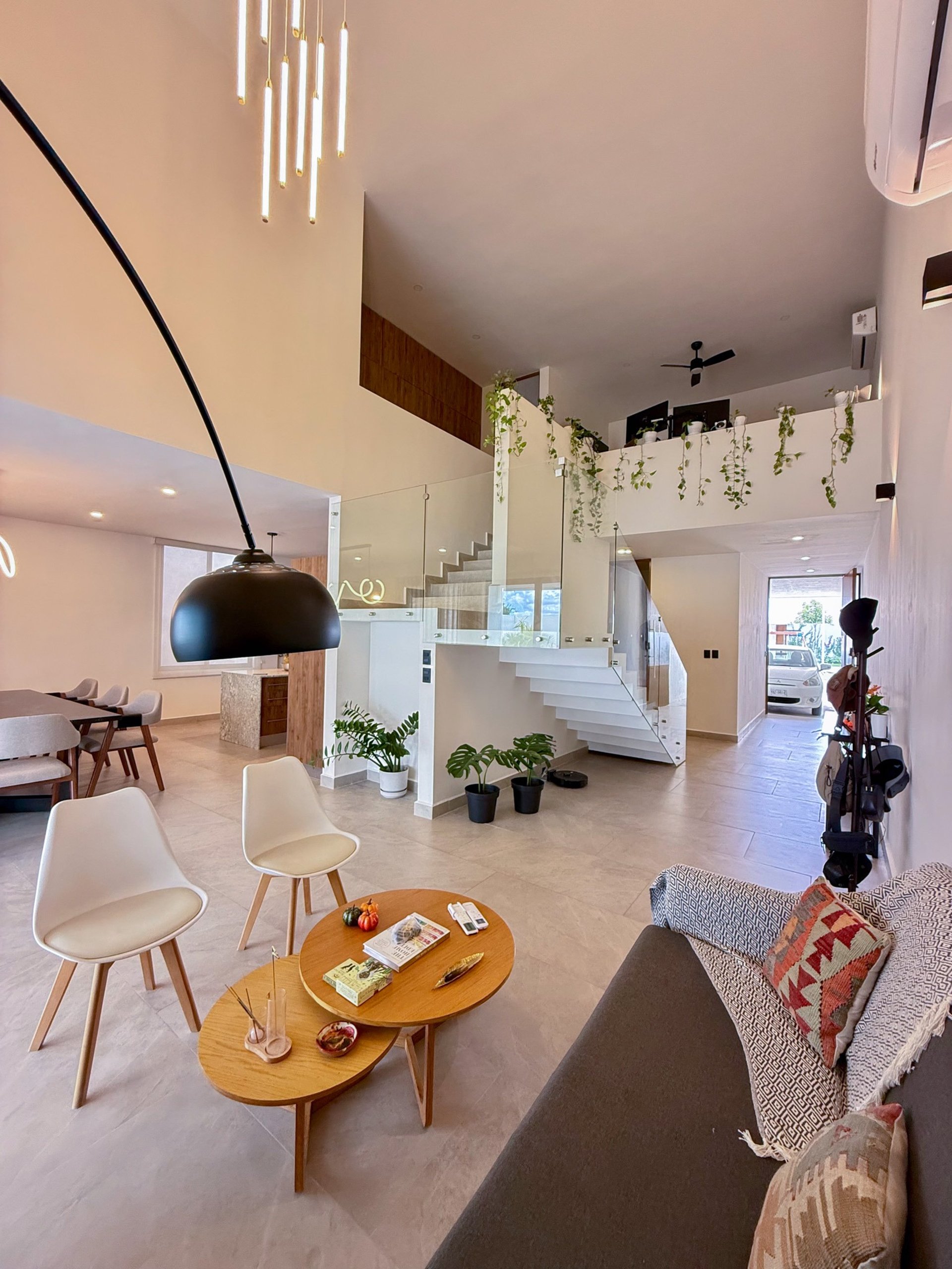 black and white bed linen