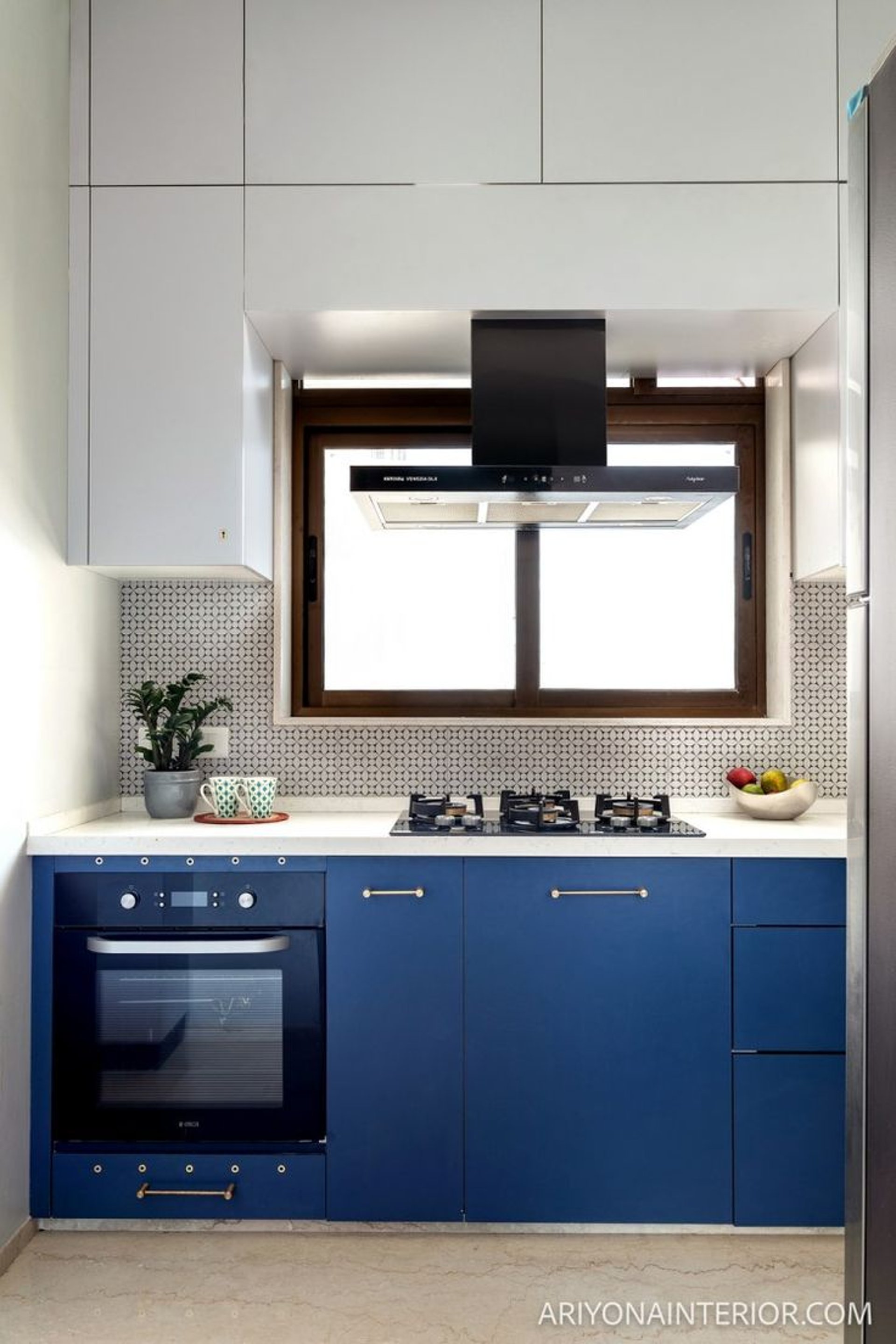 black and white bed linen