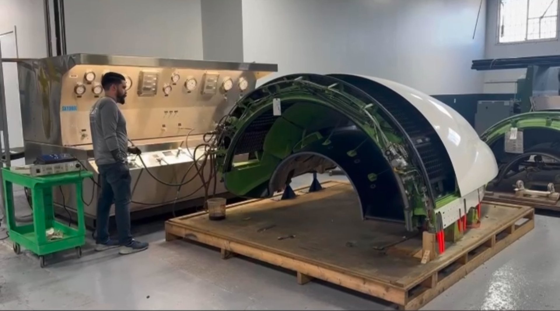 black and white bed linen