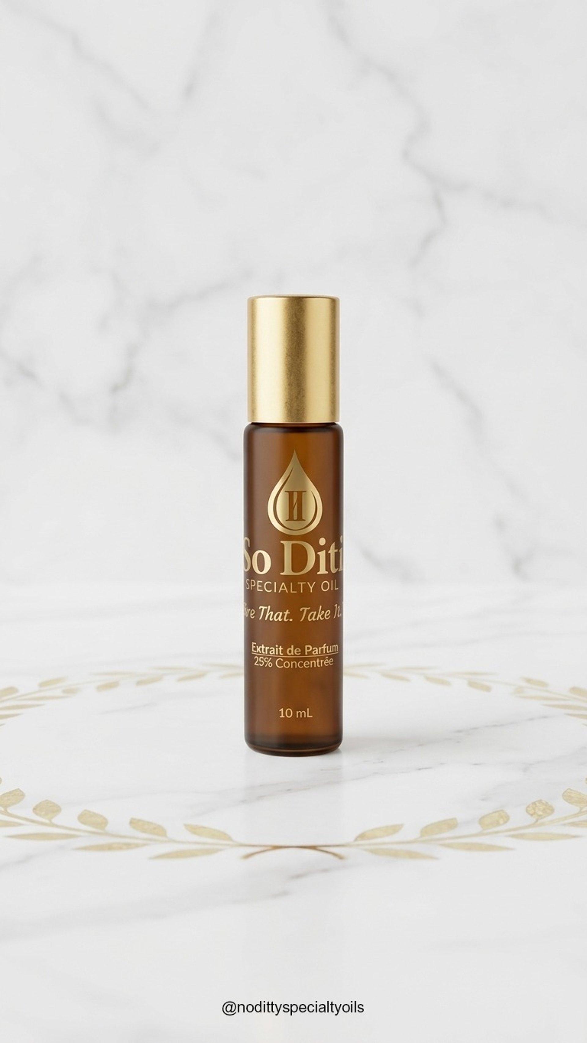 No Ditty Specialty Oil 25% Extrait de Parfum and Jojoba Oil Roll-on bottle and without packaging