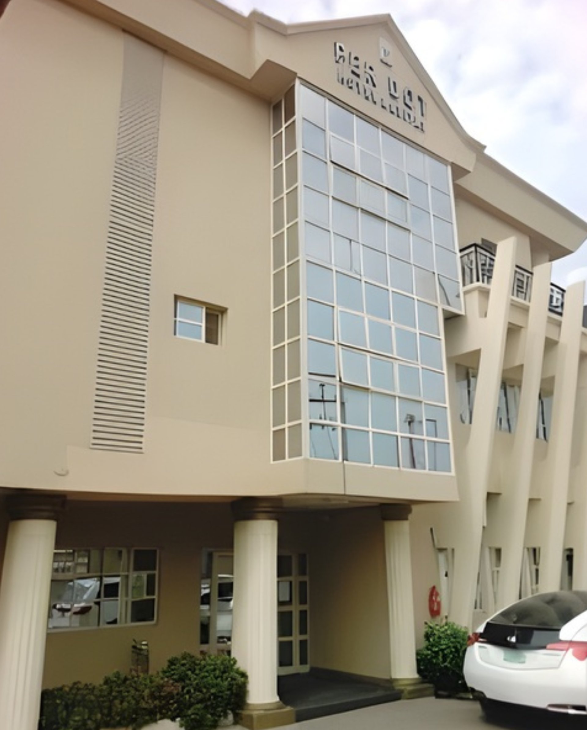 black and white bed linen