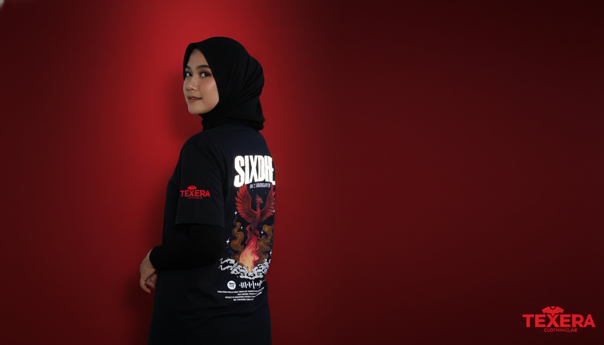 black and white bed linen