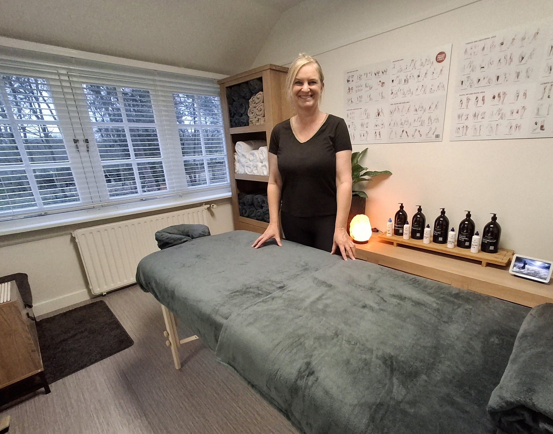 Massage Therapy practice in Laren. Offering targeted massage for pain relief, restoring mobility and relaxation stress relief