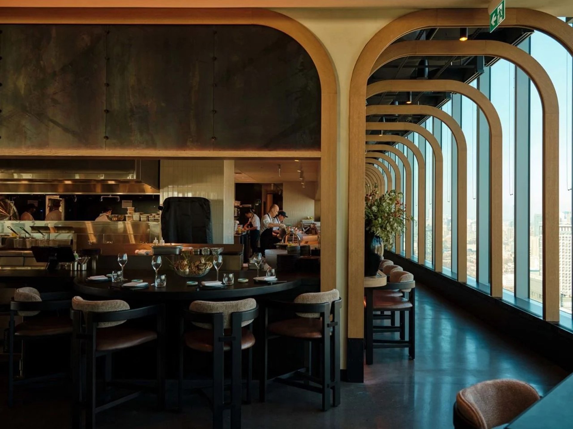 black and white bed linen