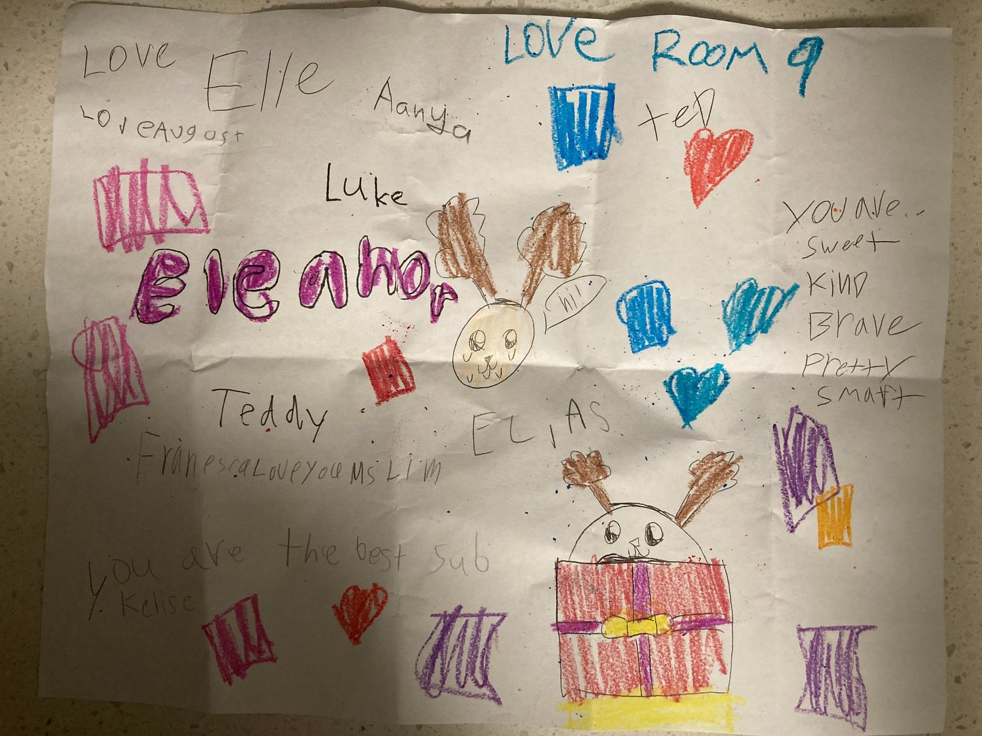 gray computer monitor