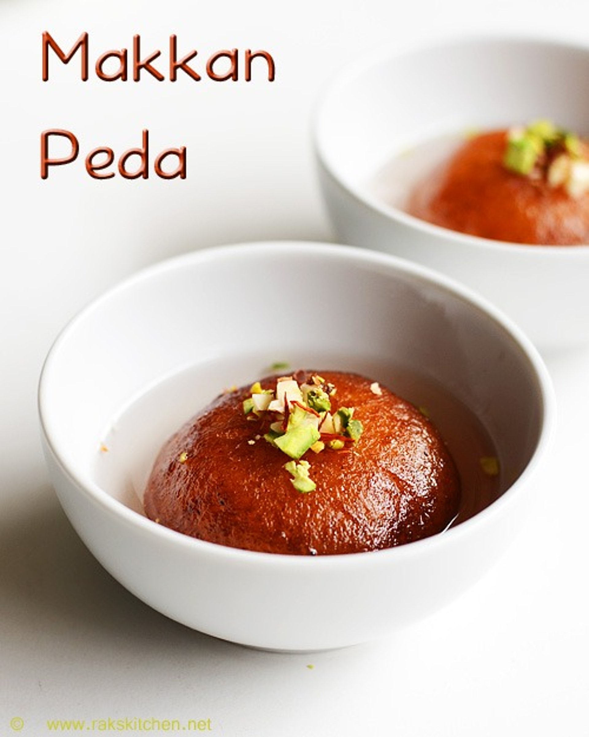 gray computer monitor