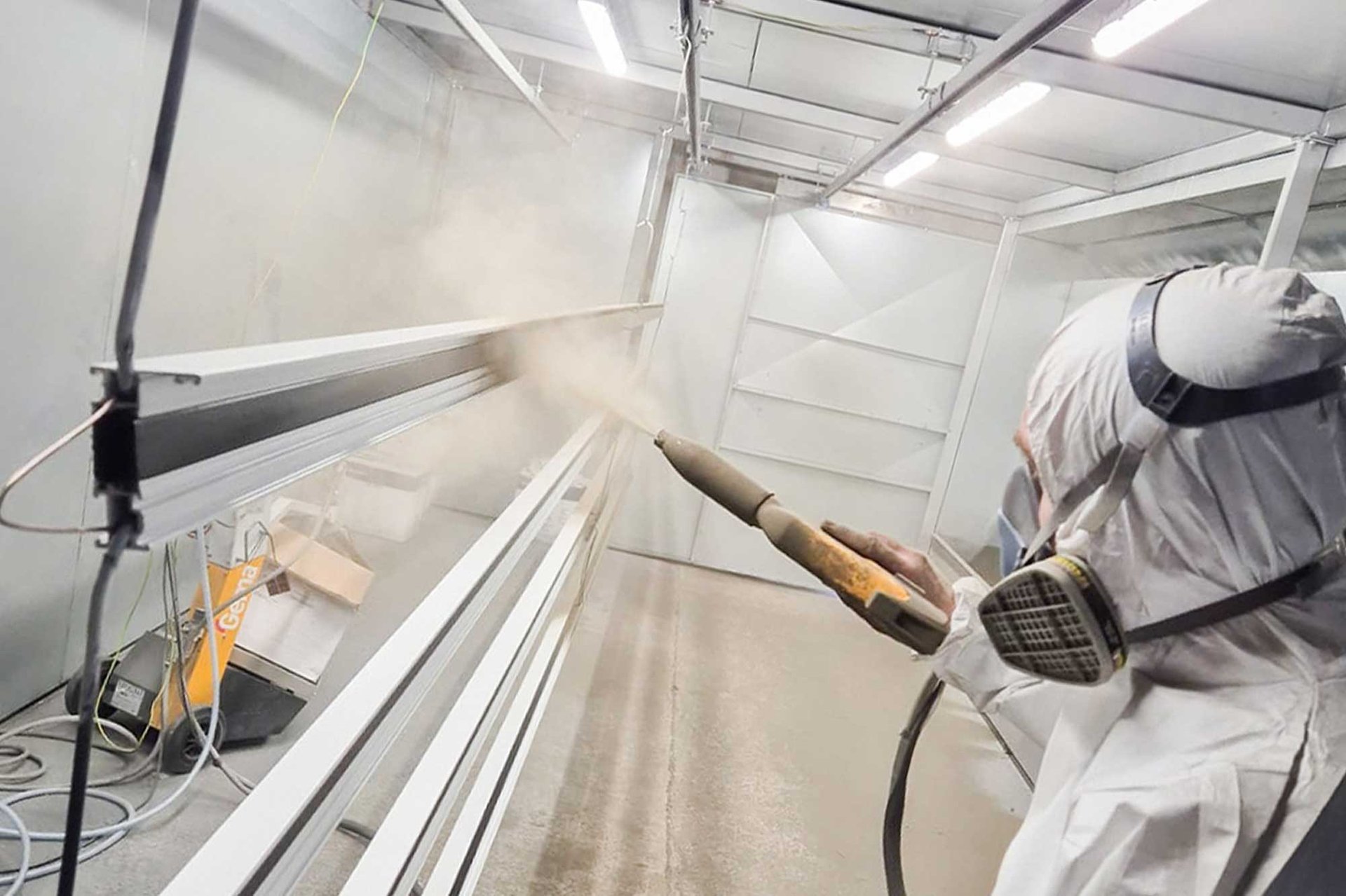 black and white bed linen