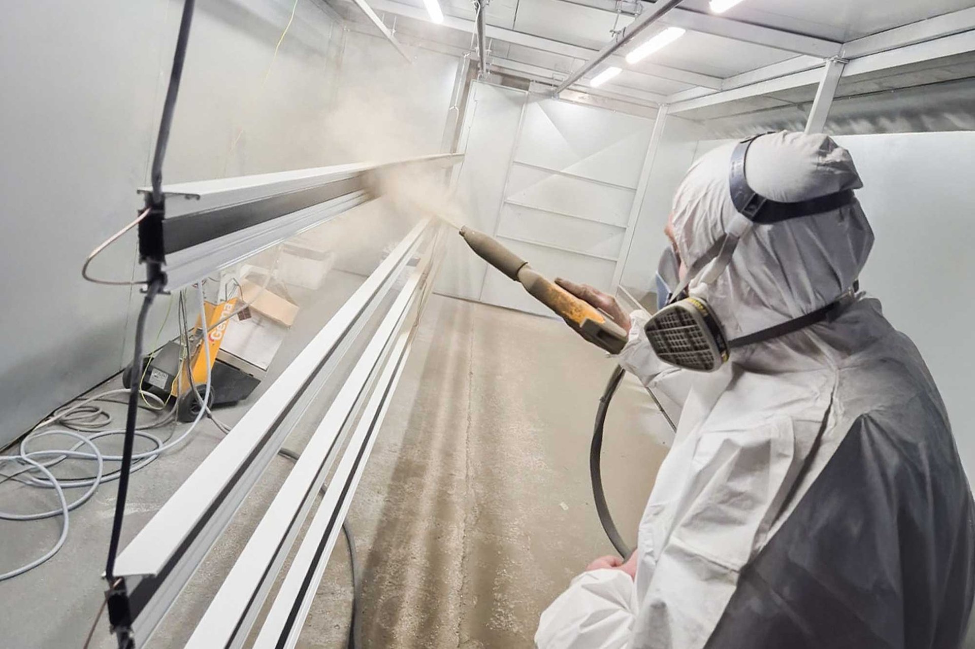 black and white bed linen