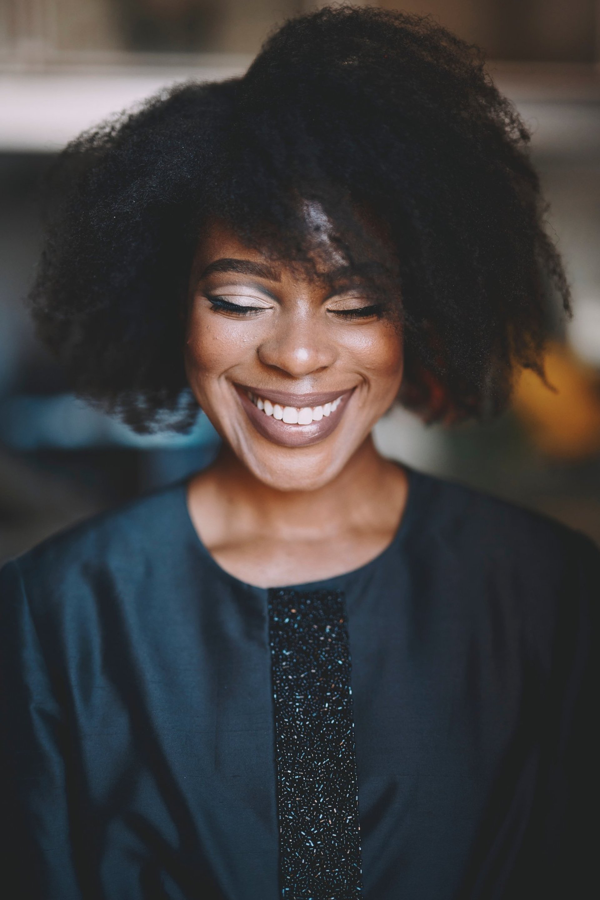 gray computer monitor