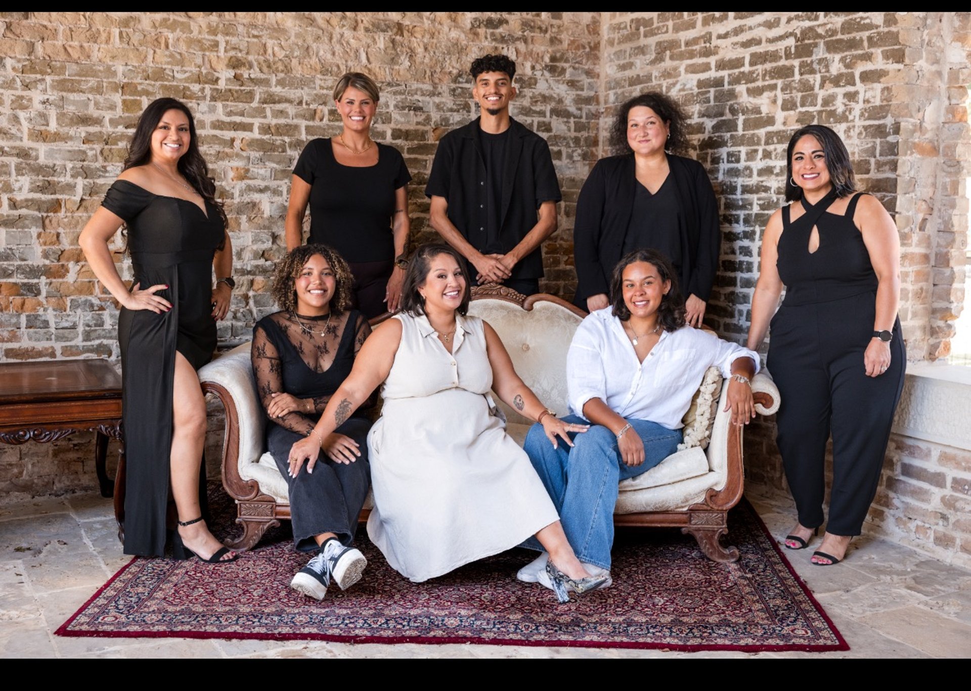 black and white bed linen