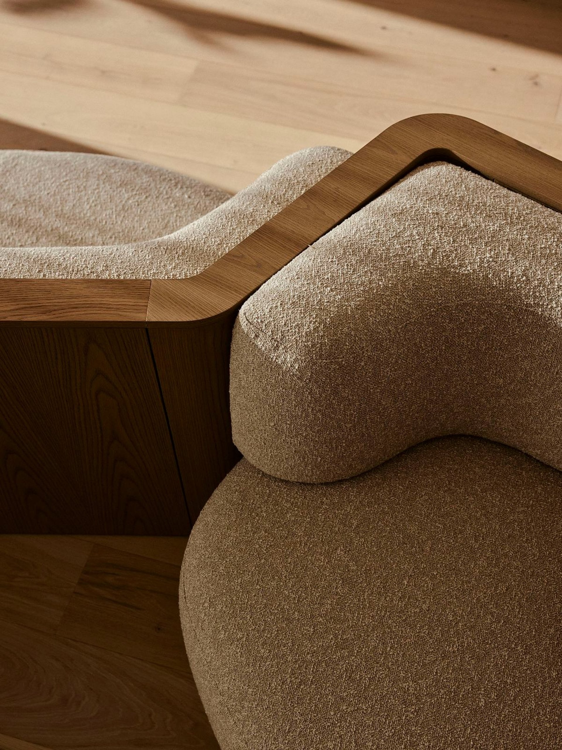 white and brown window curtain