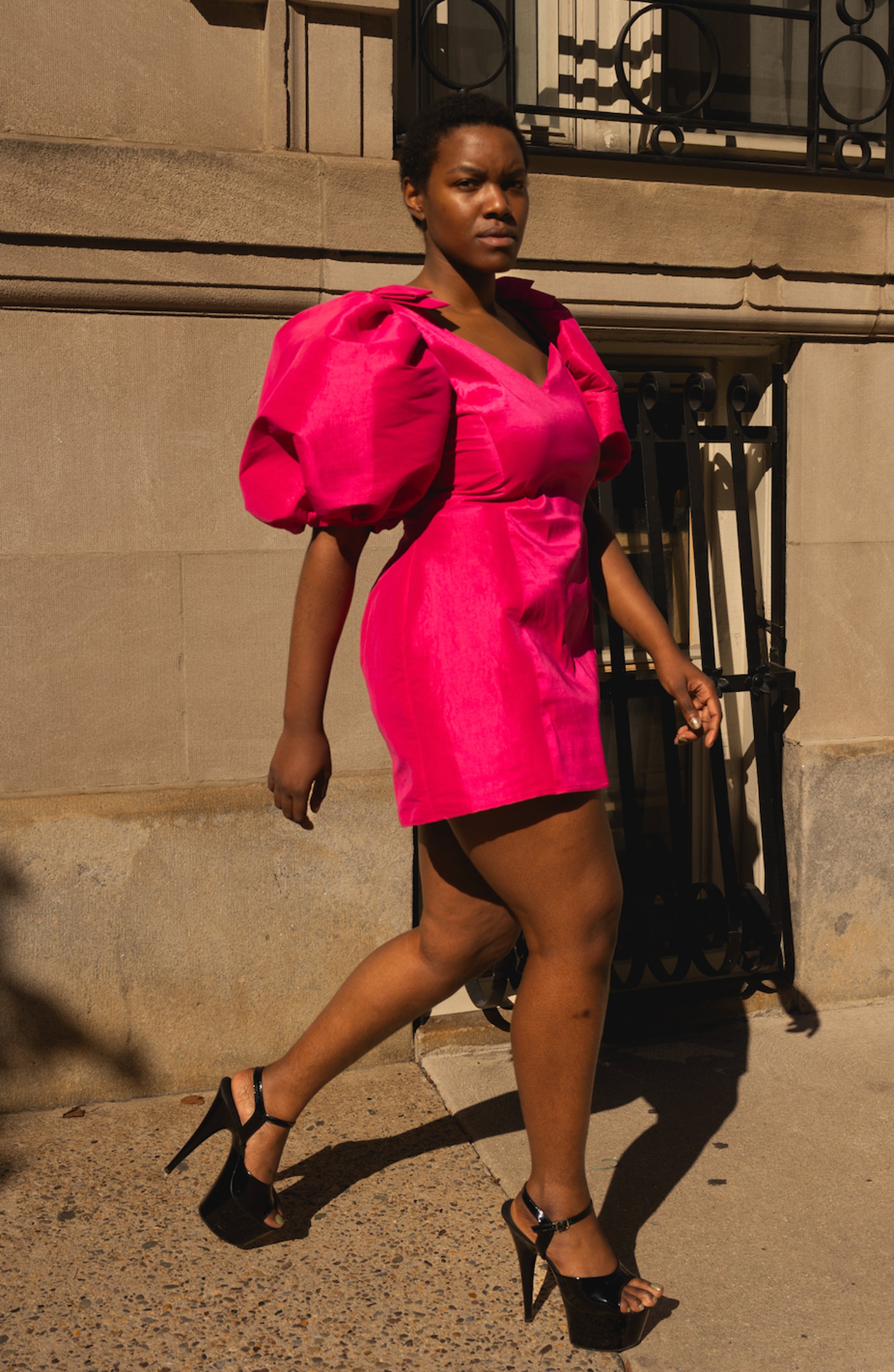 black and brown leather padded tub sofa