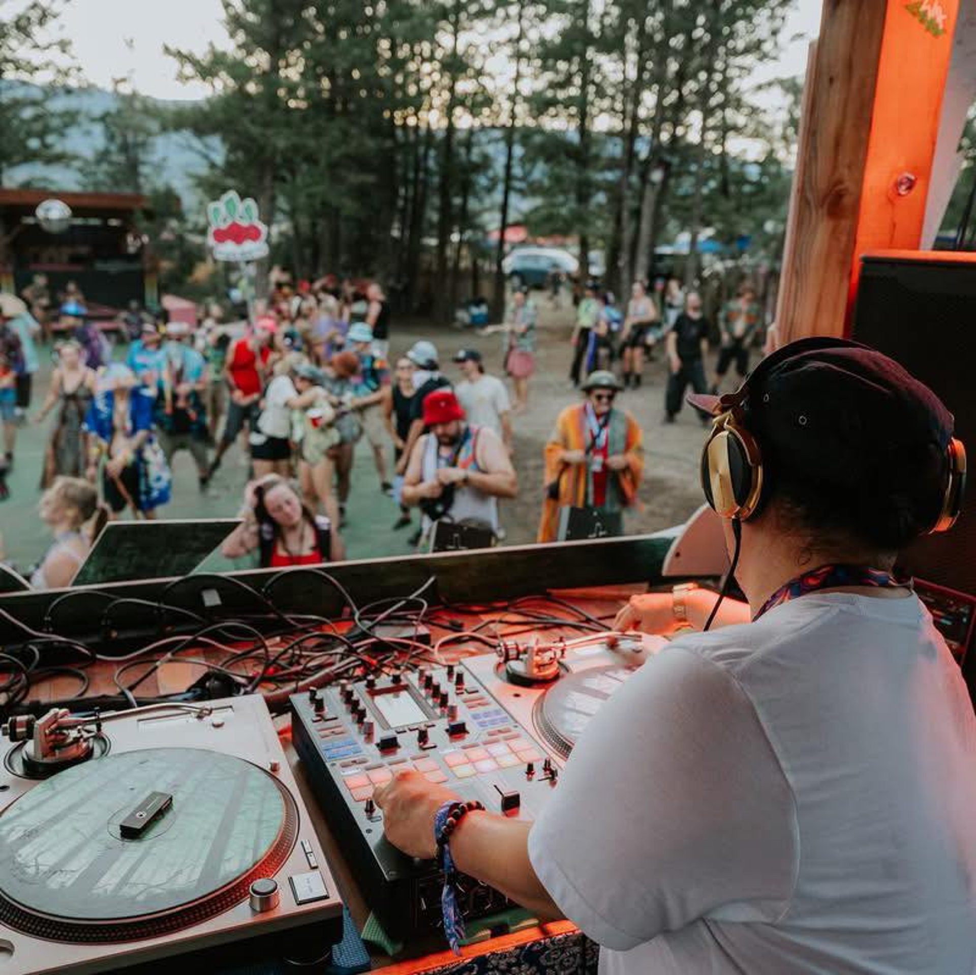 person wearing grey knit sweater