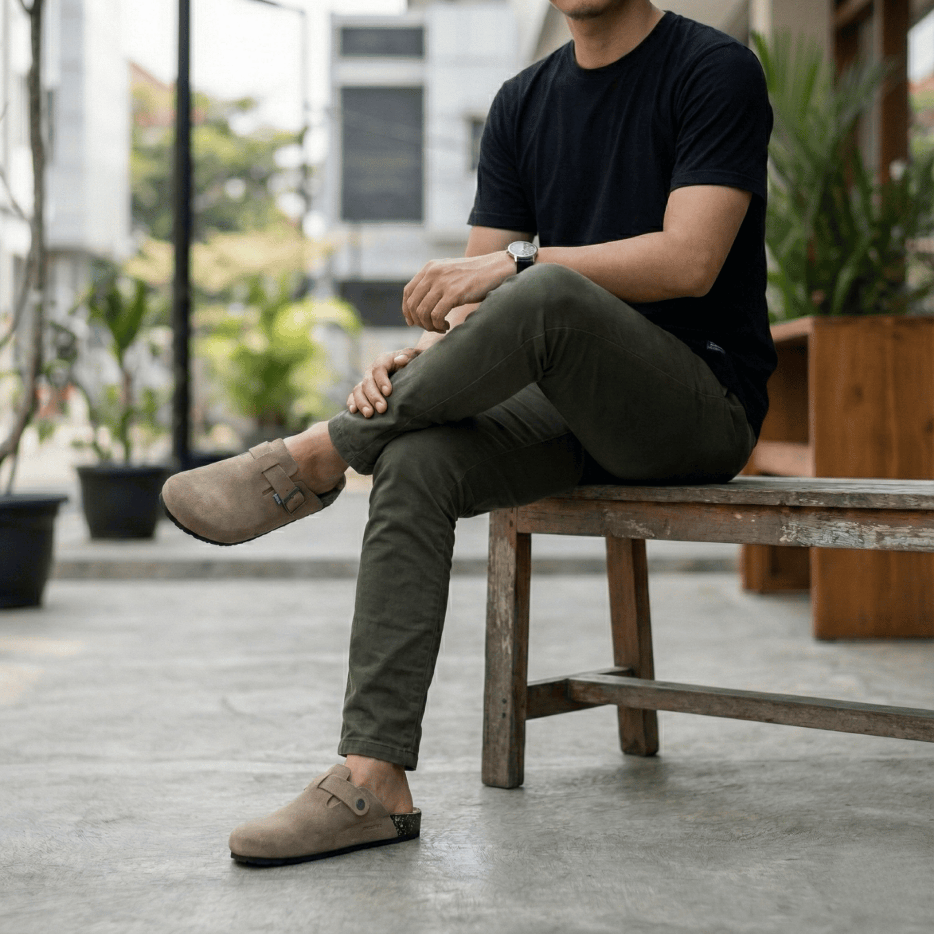 black and white bed linen