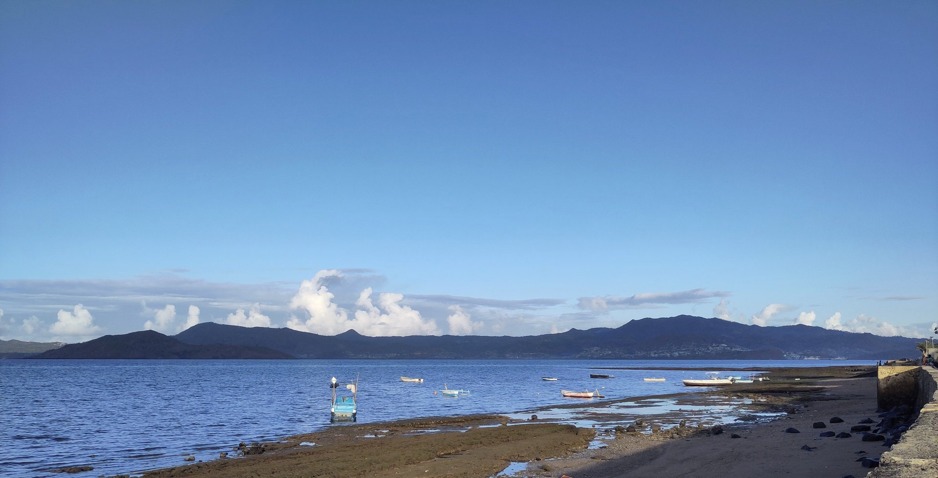 bannière paysage mayotte pamandzi