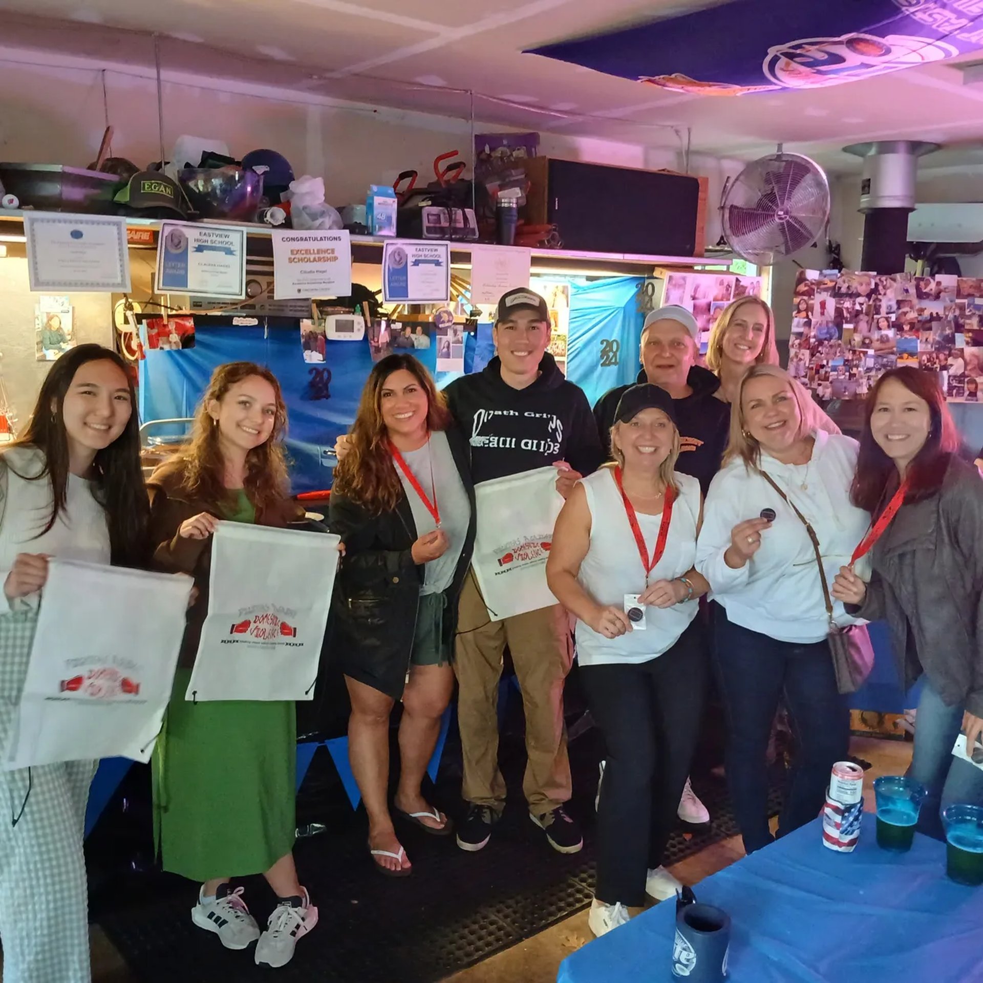 black and white bed linen