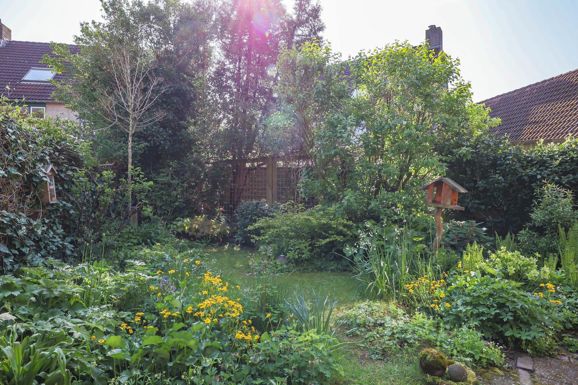 black and brown leather padded tub sofa