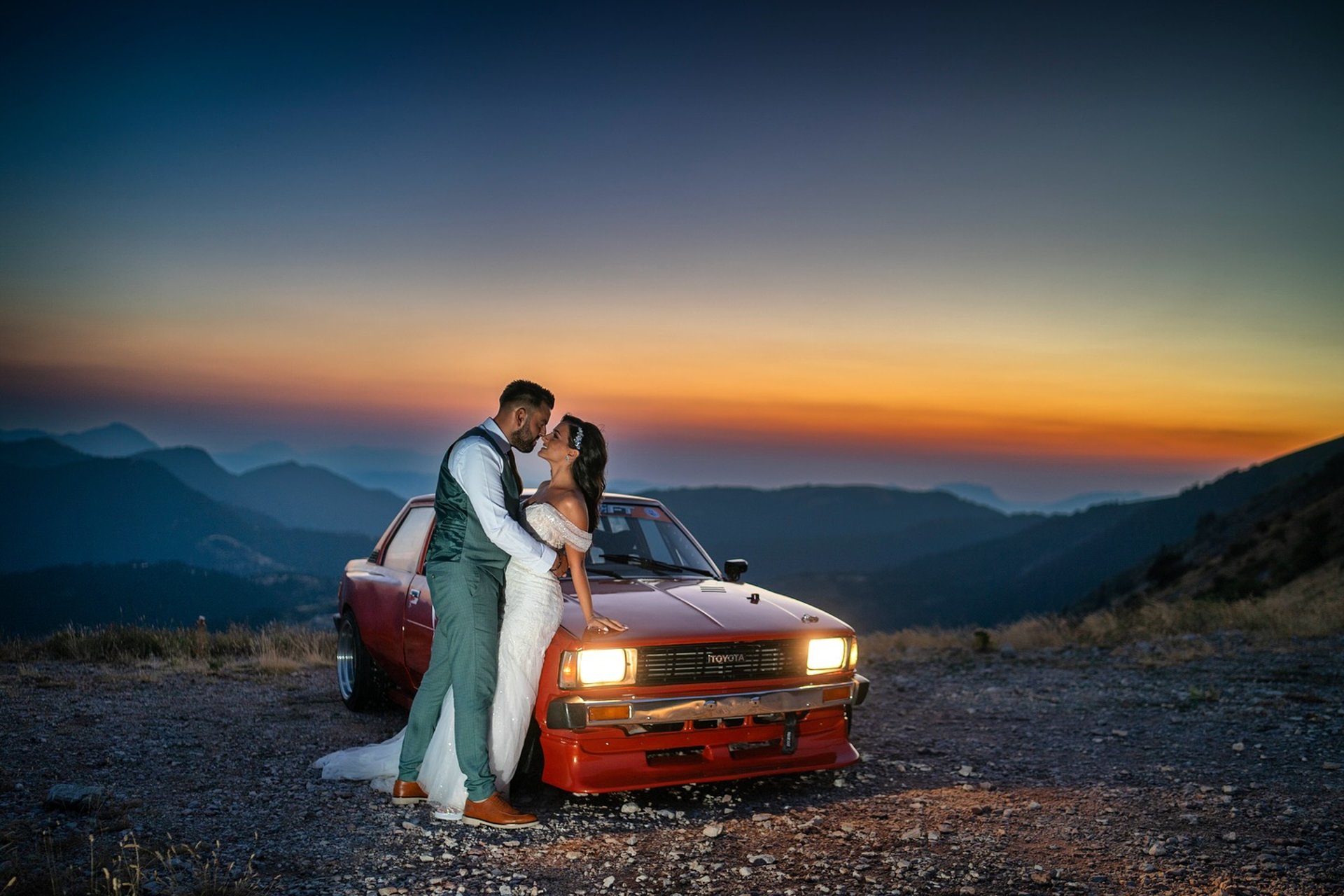 aerial view of assorted-color houses
