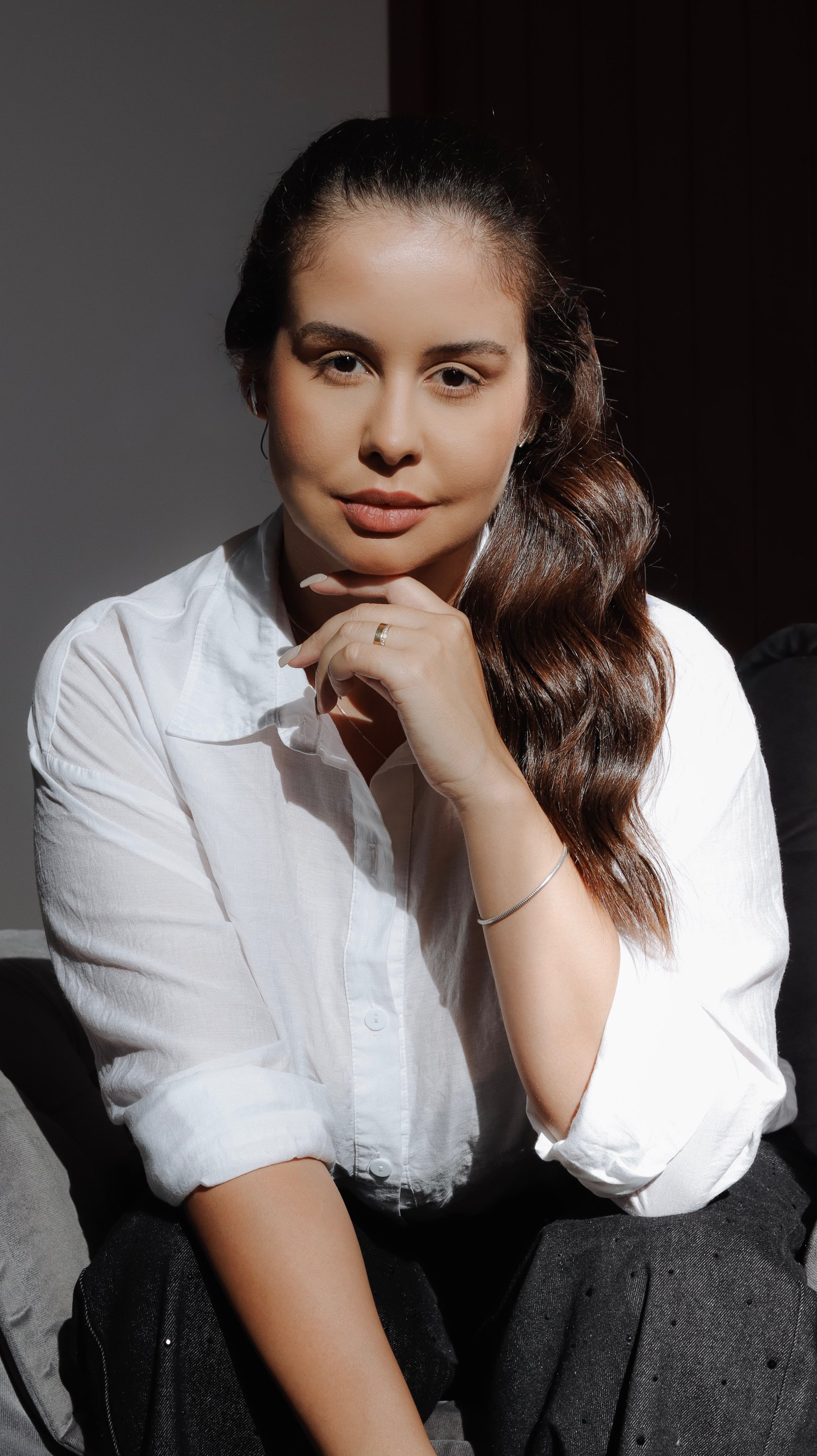 black and white bed linen