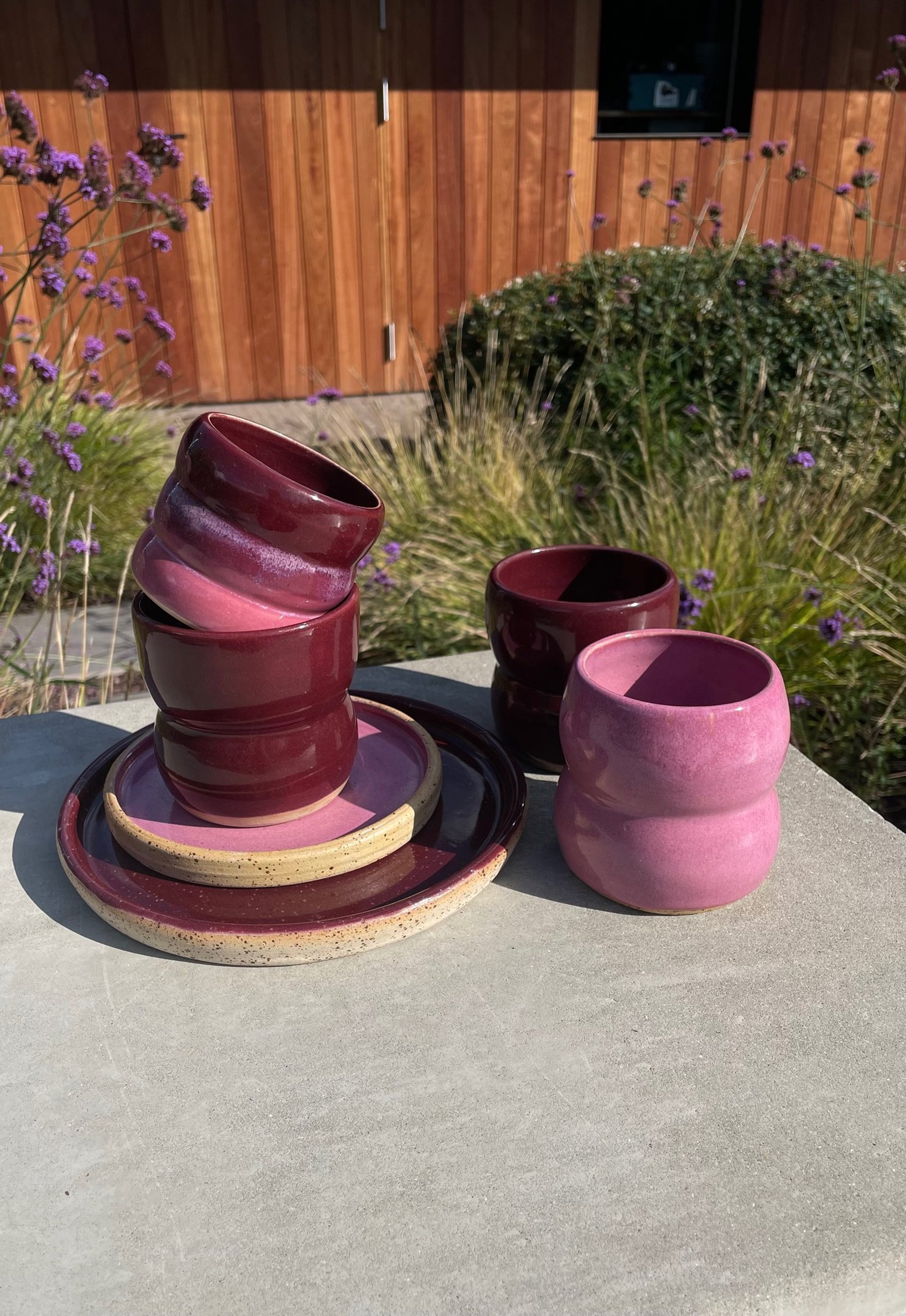 black and white bed linen