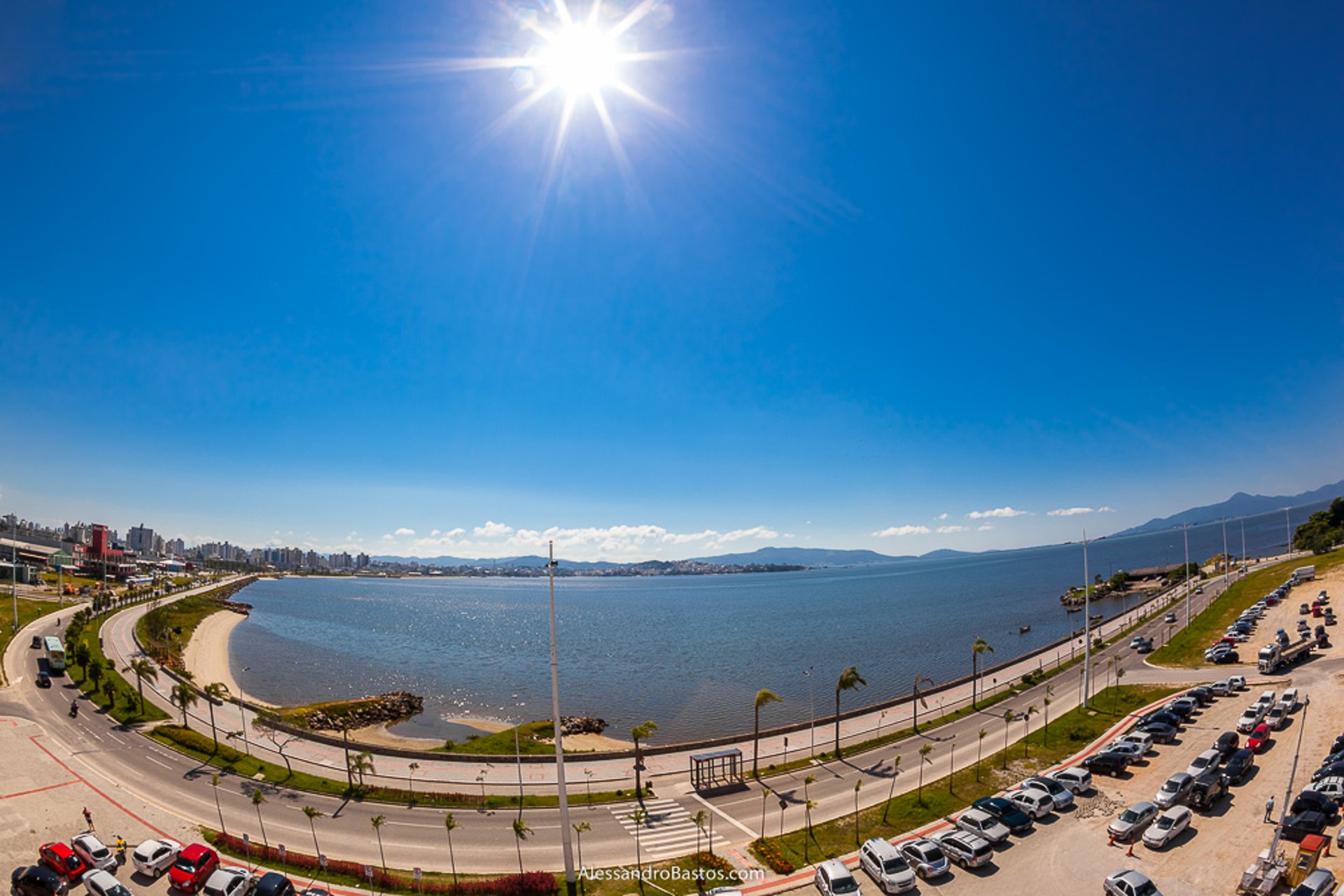 gray computer monitor