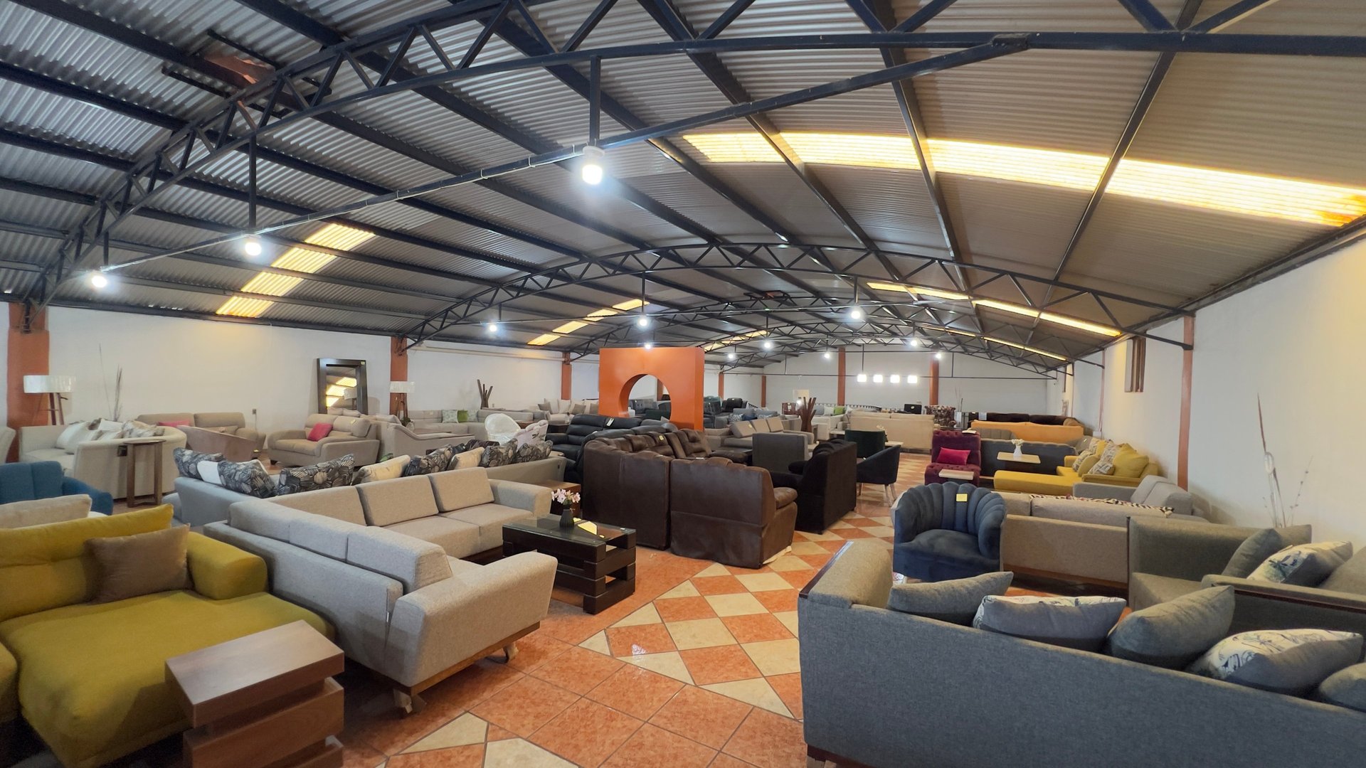 black and white bed linen