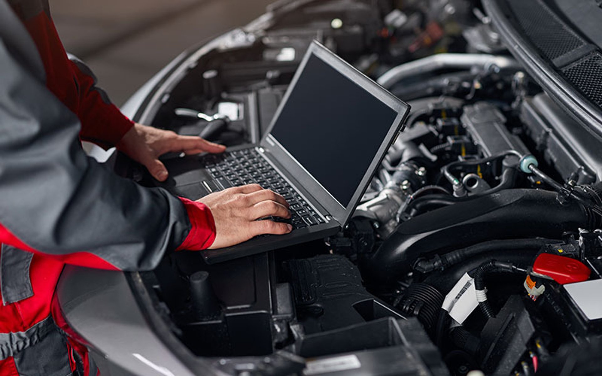 black and brown leather padded tub sofa