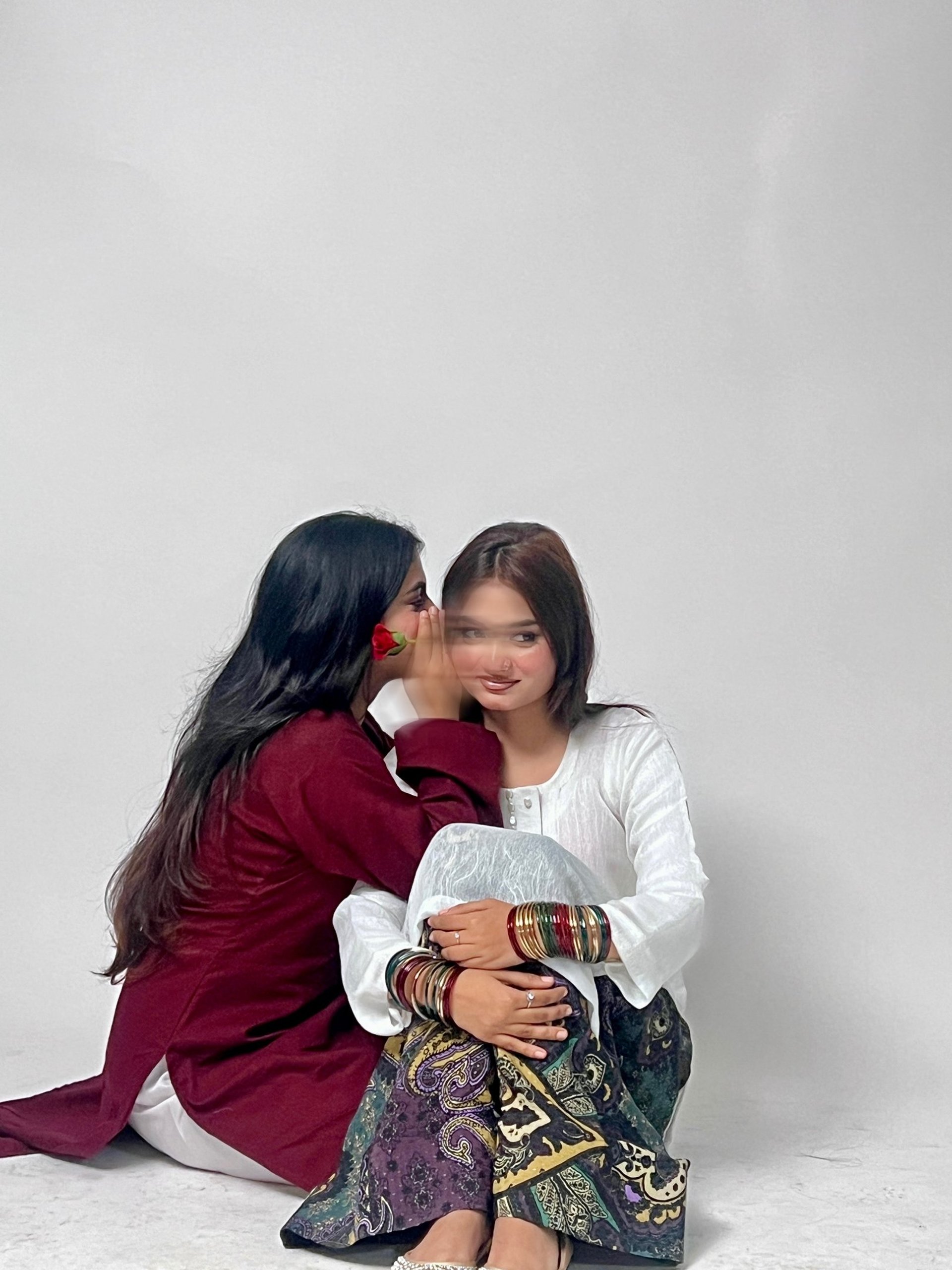 black and white bed linen