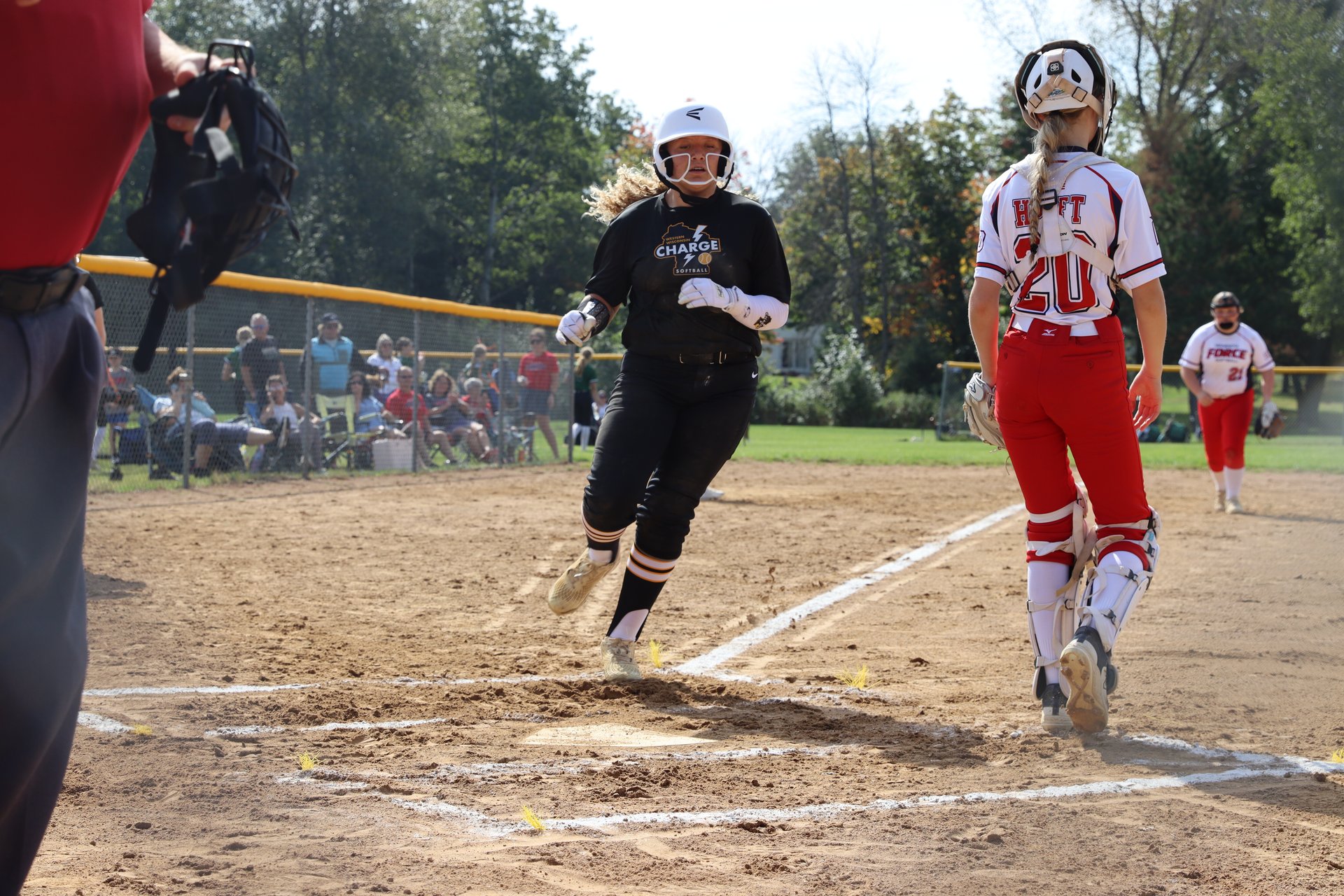 gray computer monitor