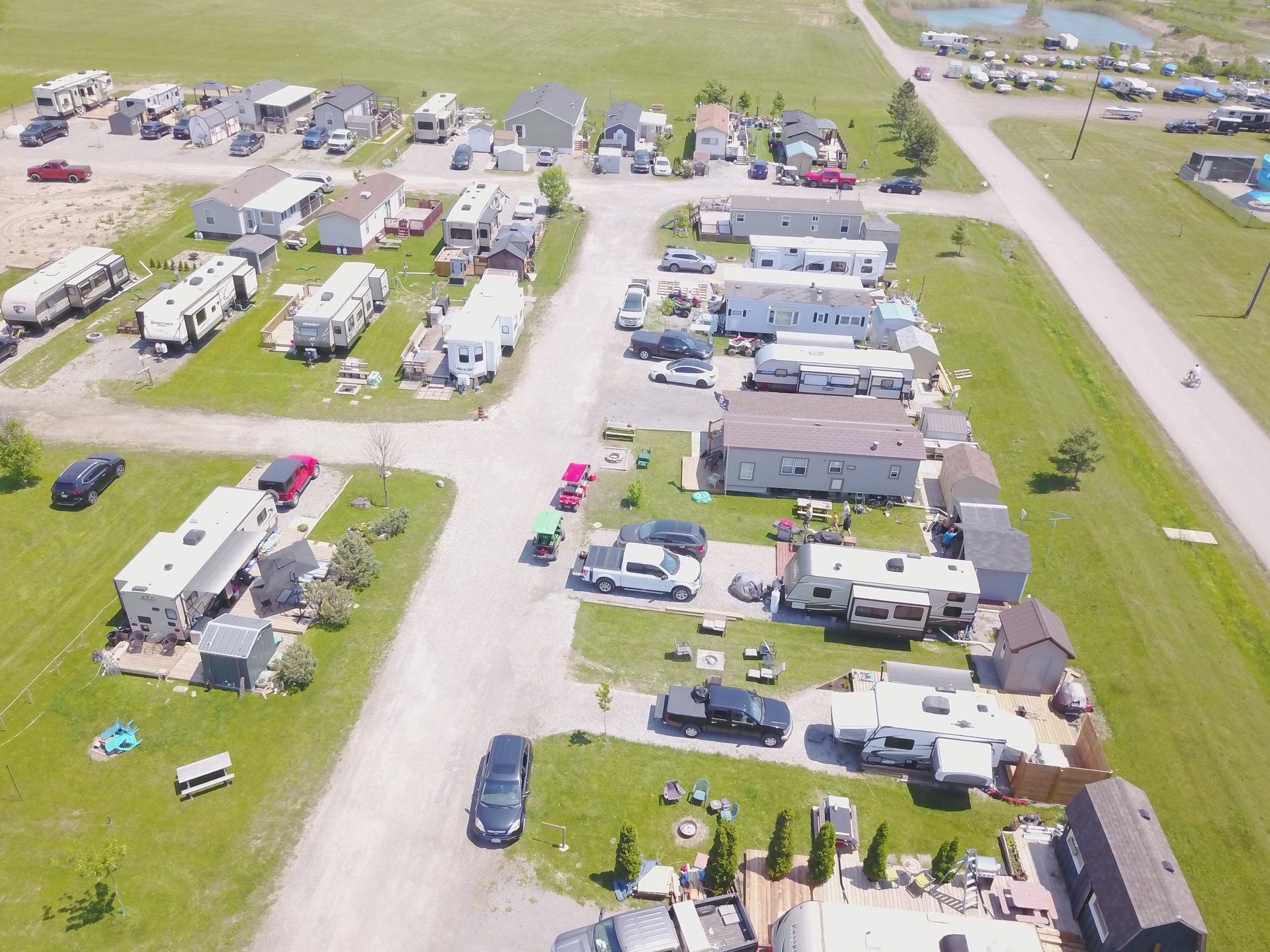 an abstract photo of a curved building with a blue sky in the background