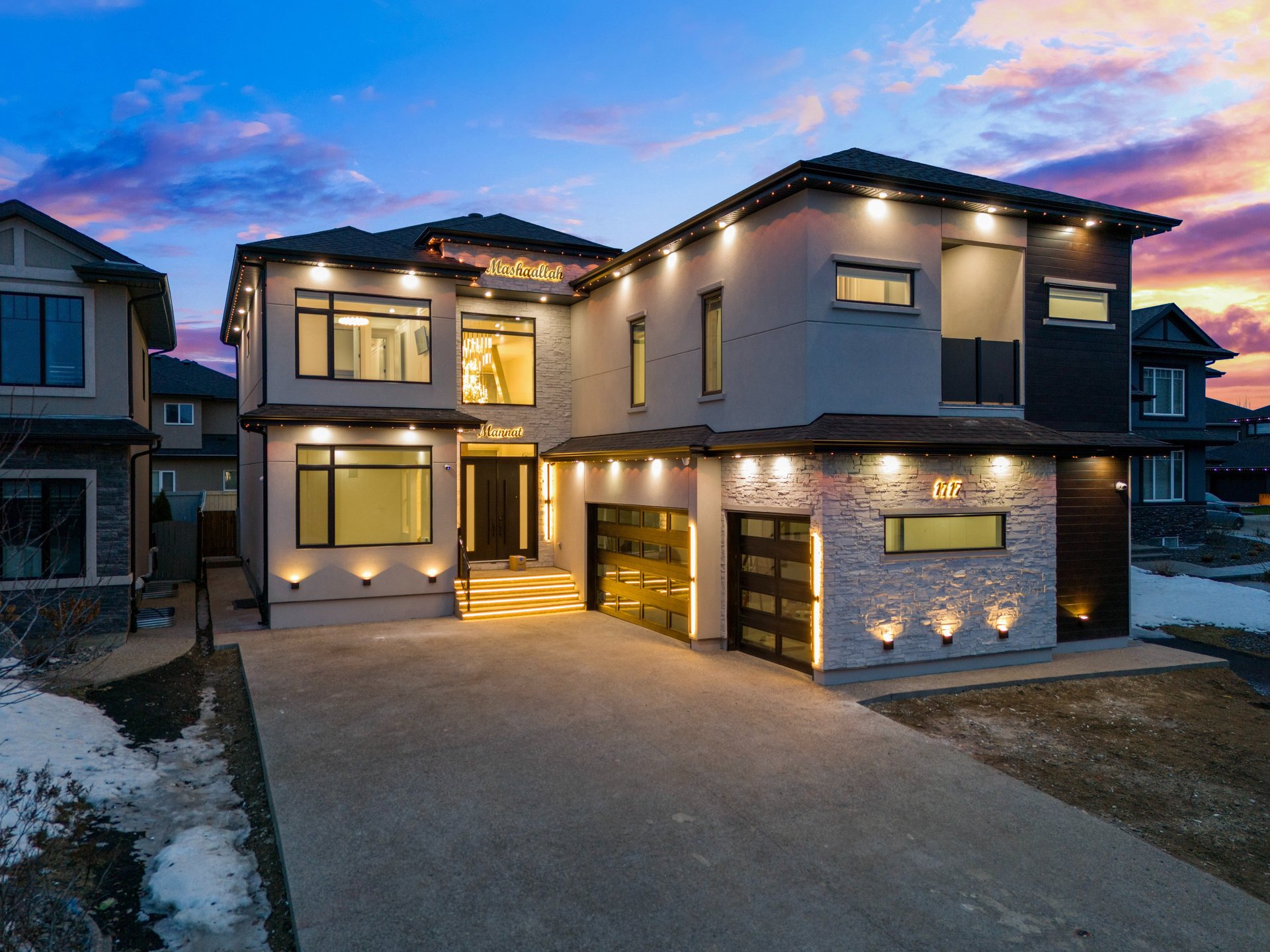 black and white bed linen