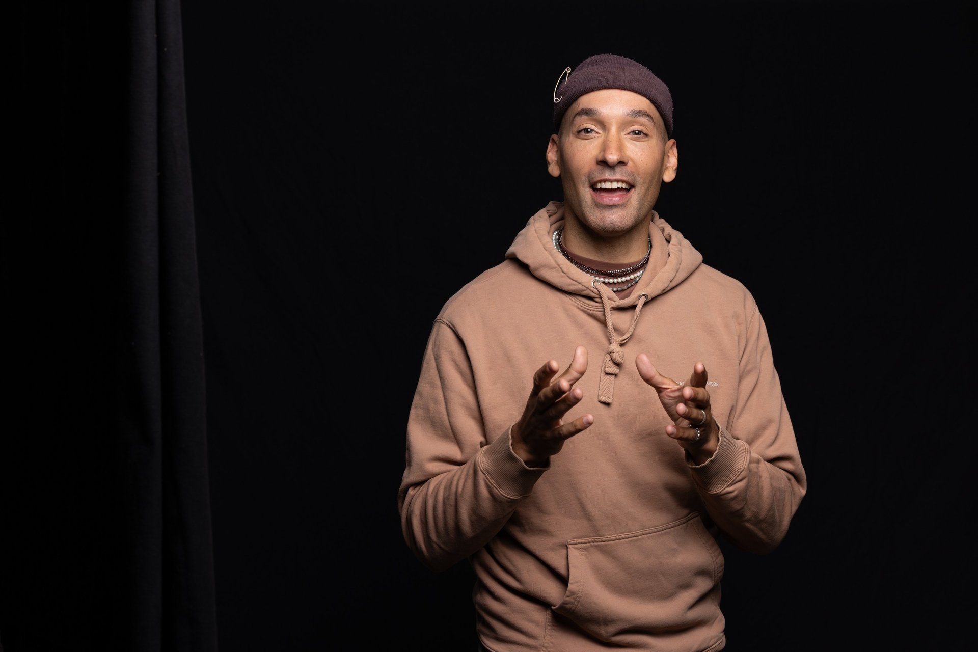 black and brown leather padded tub sofa
