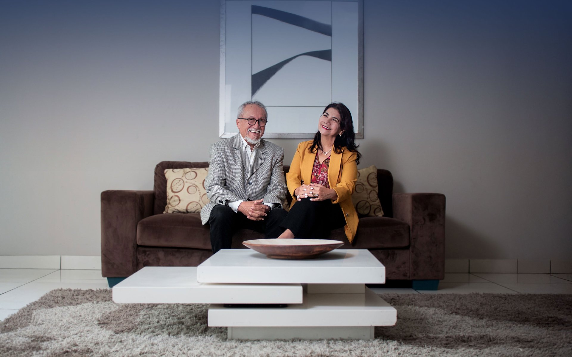 black and white bed linen