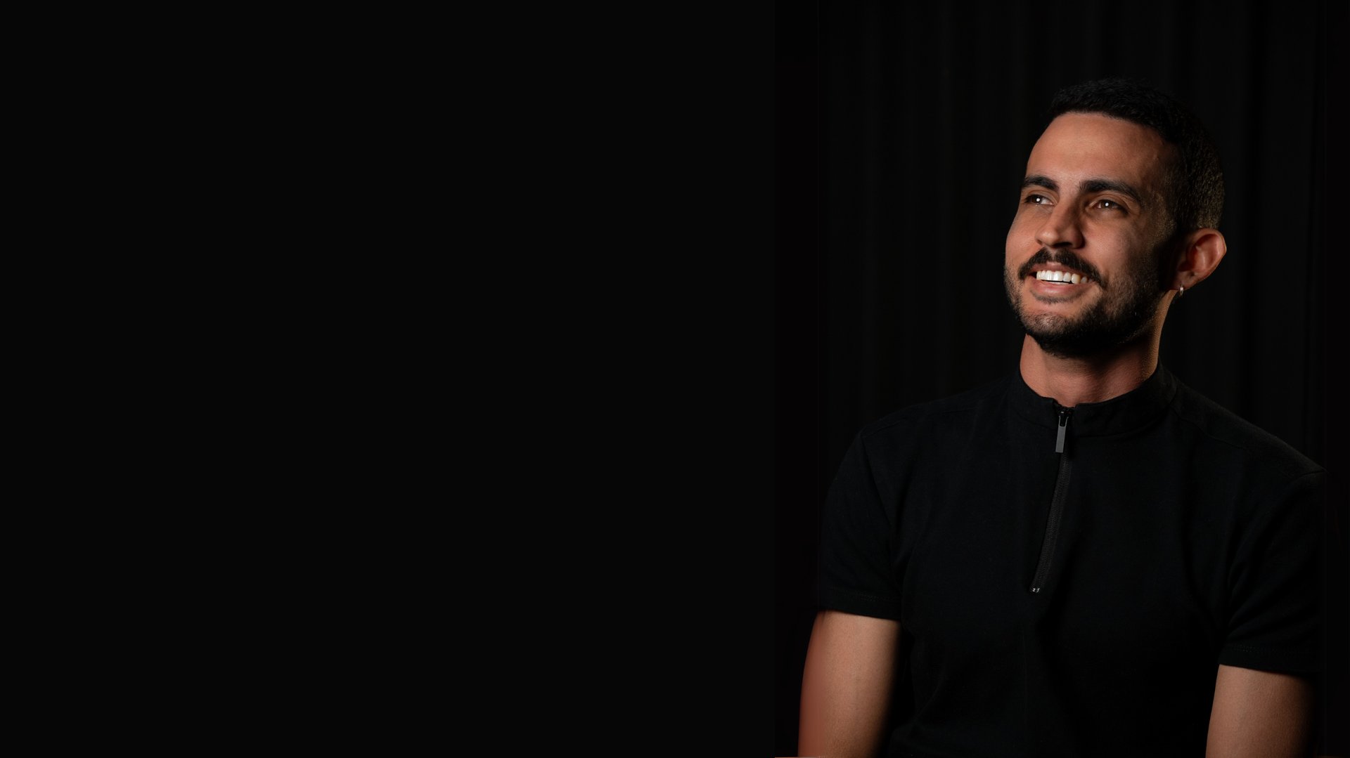 black and white bed linen