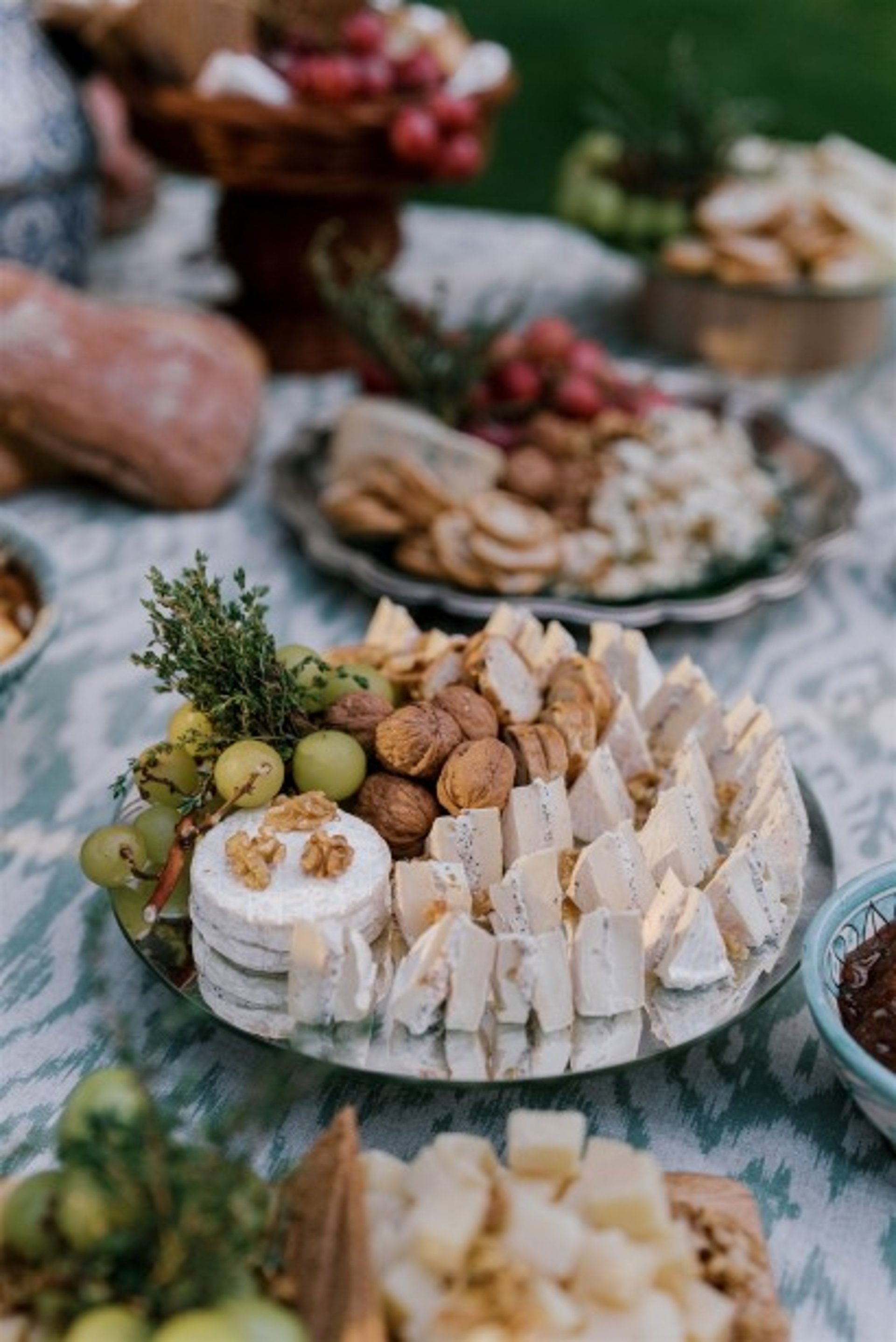 Catering display at a corporate event in Villa El Rincon’s gardens