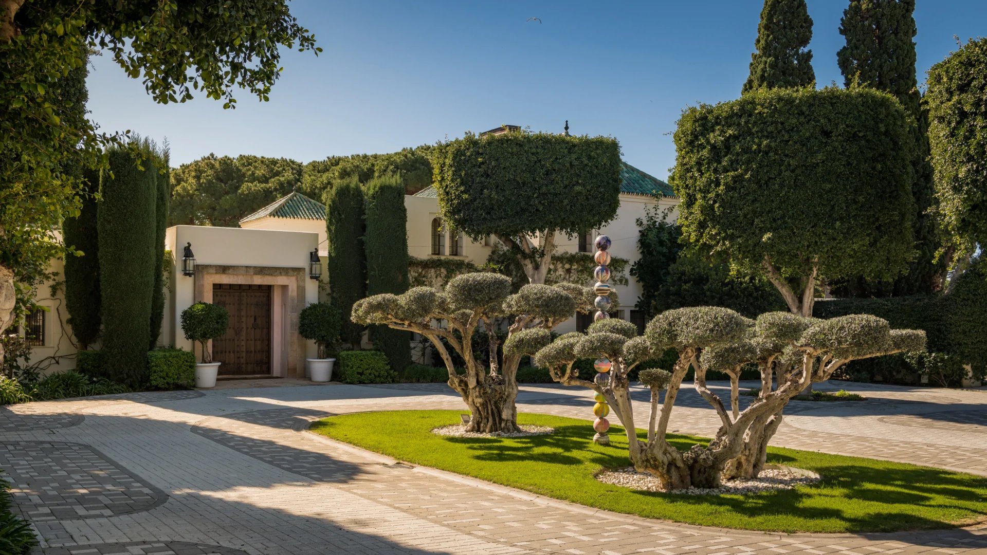 Large villa entrance in Marbella