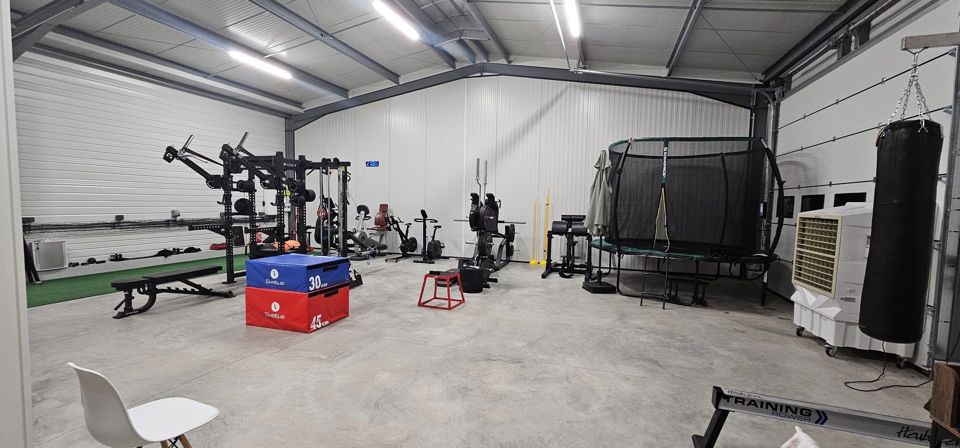 black and brown leather padded tub sofa