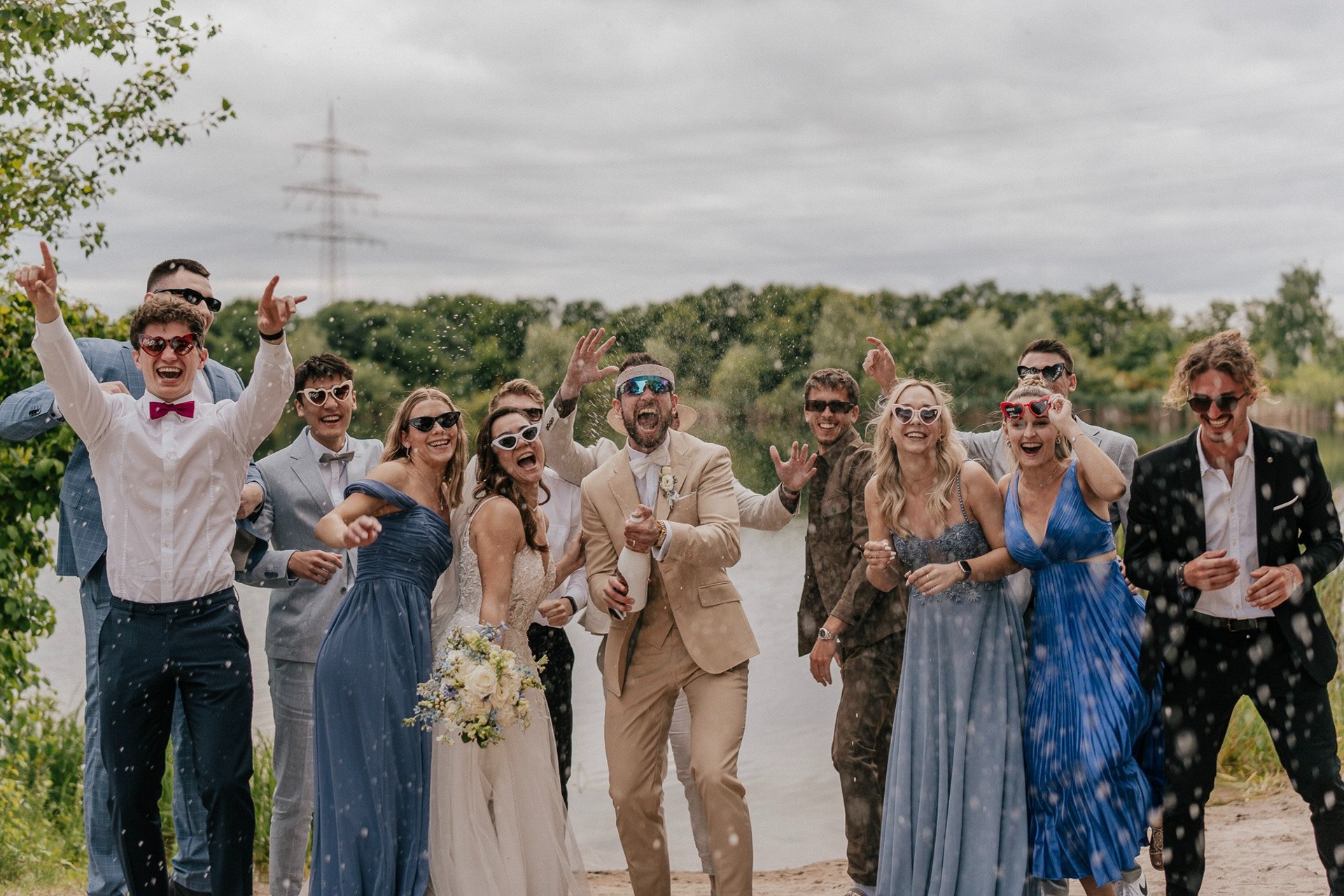 black and white bed linen