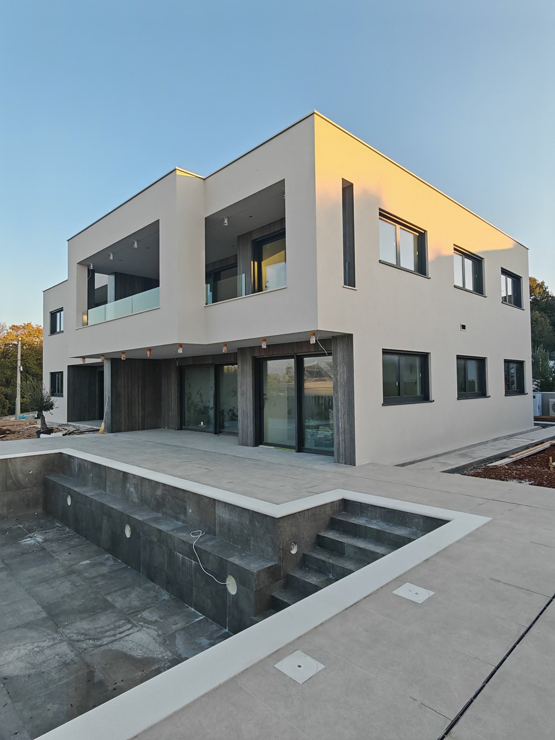 black and white bed linen