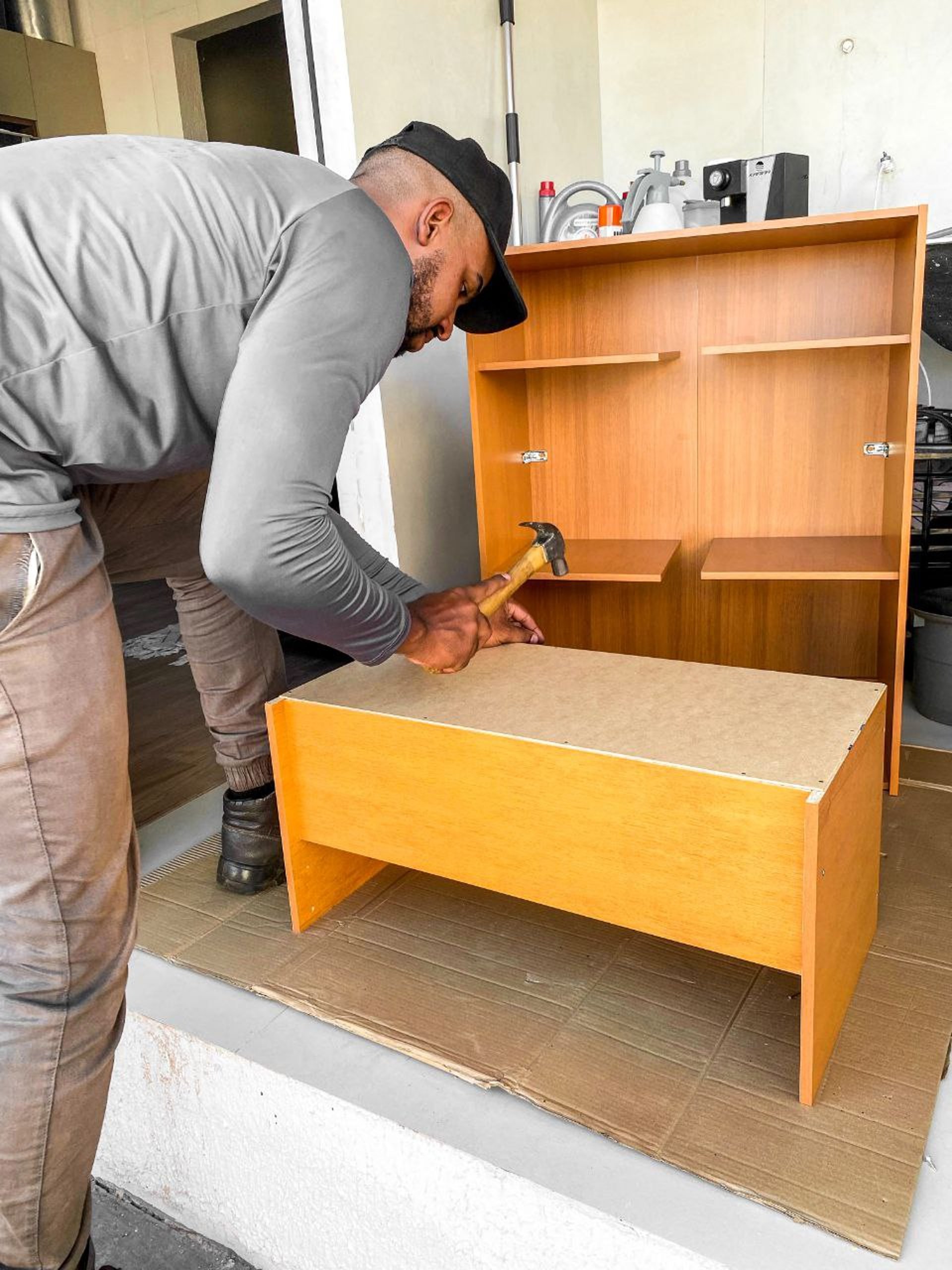 black and white bed linen