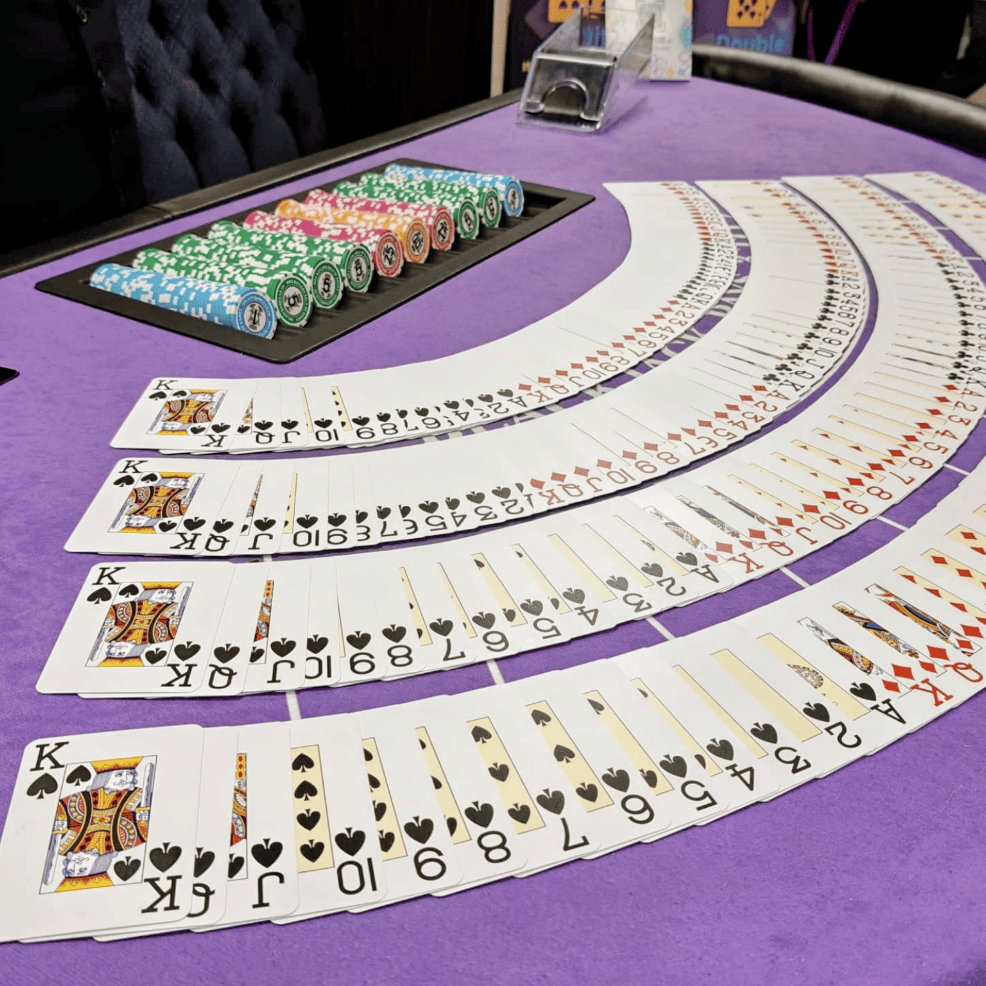 black and white bed linen