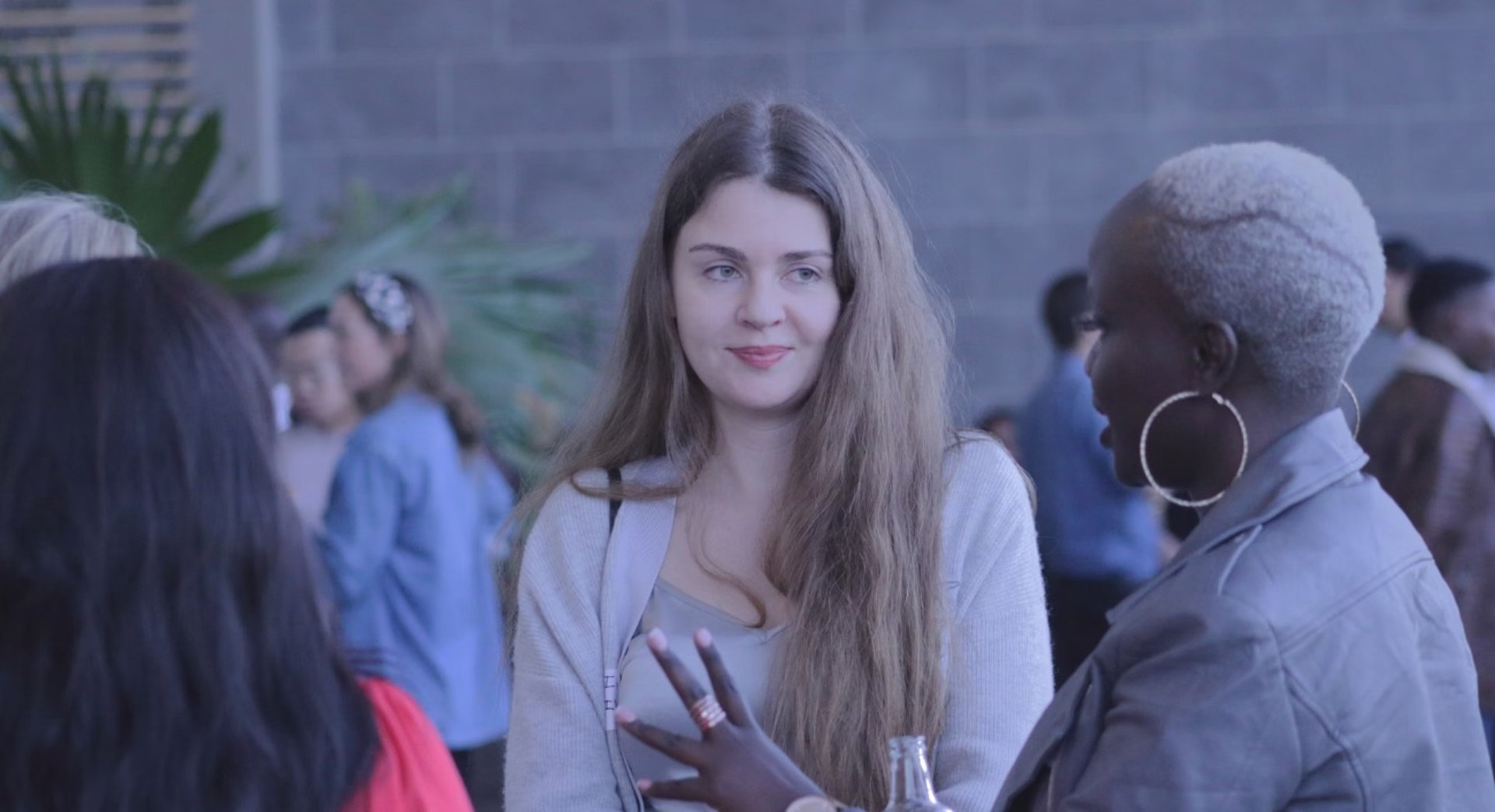 black and white bed linen