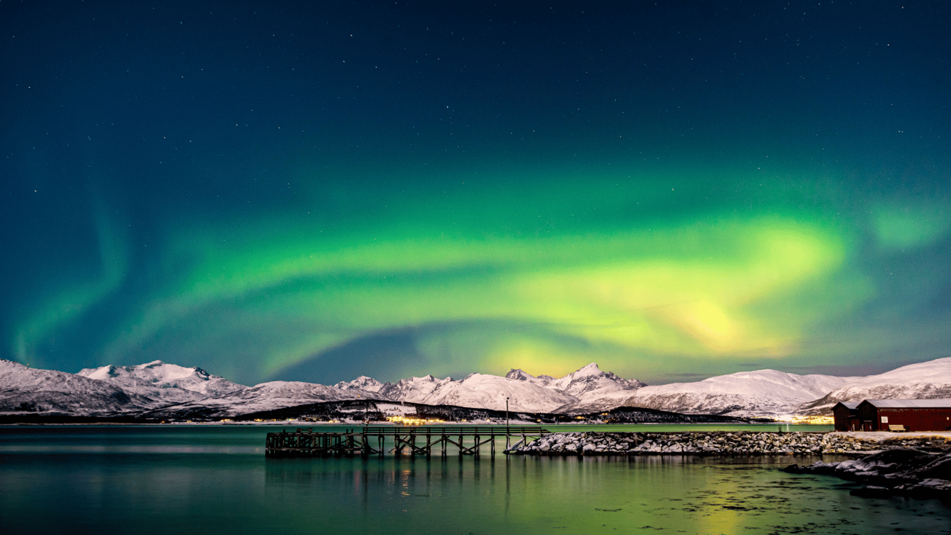 Foto da aurora boreal na Islândia